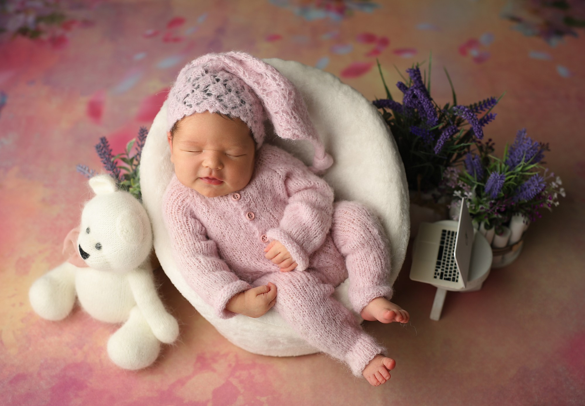 Newborn. Фотограф новорождённых в Казани Нейля Гильмутдинова ньюборн