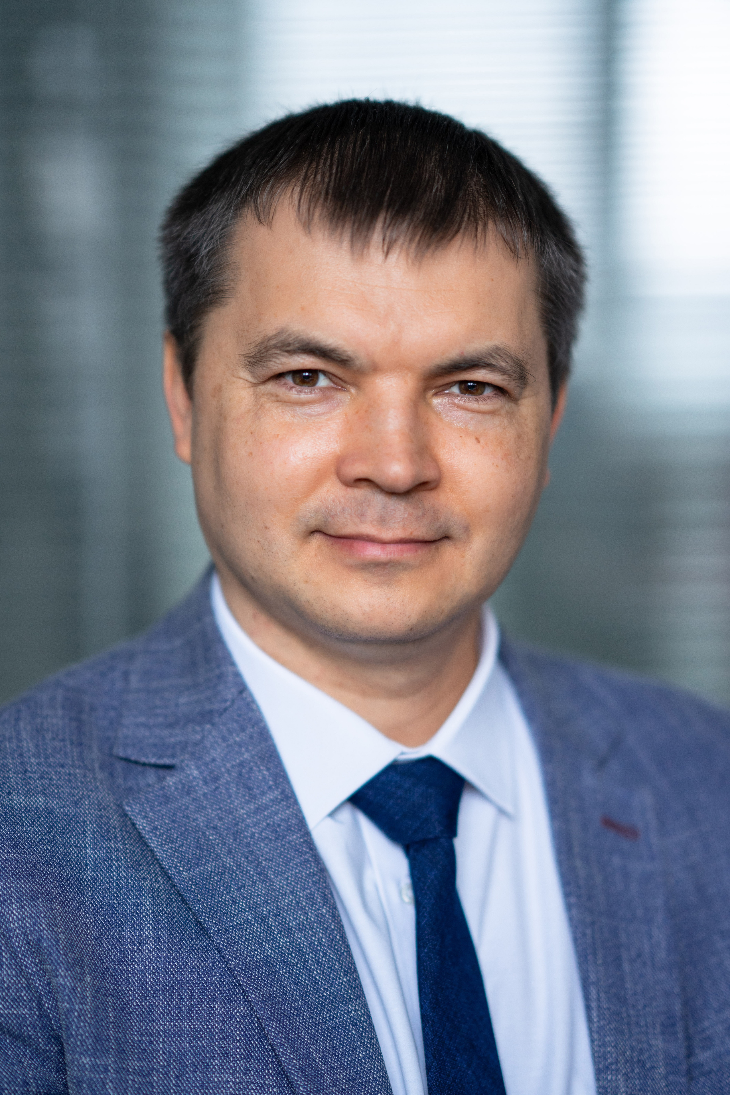 Корпоративный портрет в Москве. Каталожная и промышленная съемка в Москве Александр Плонский