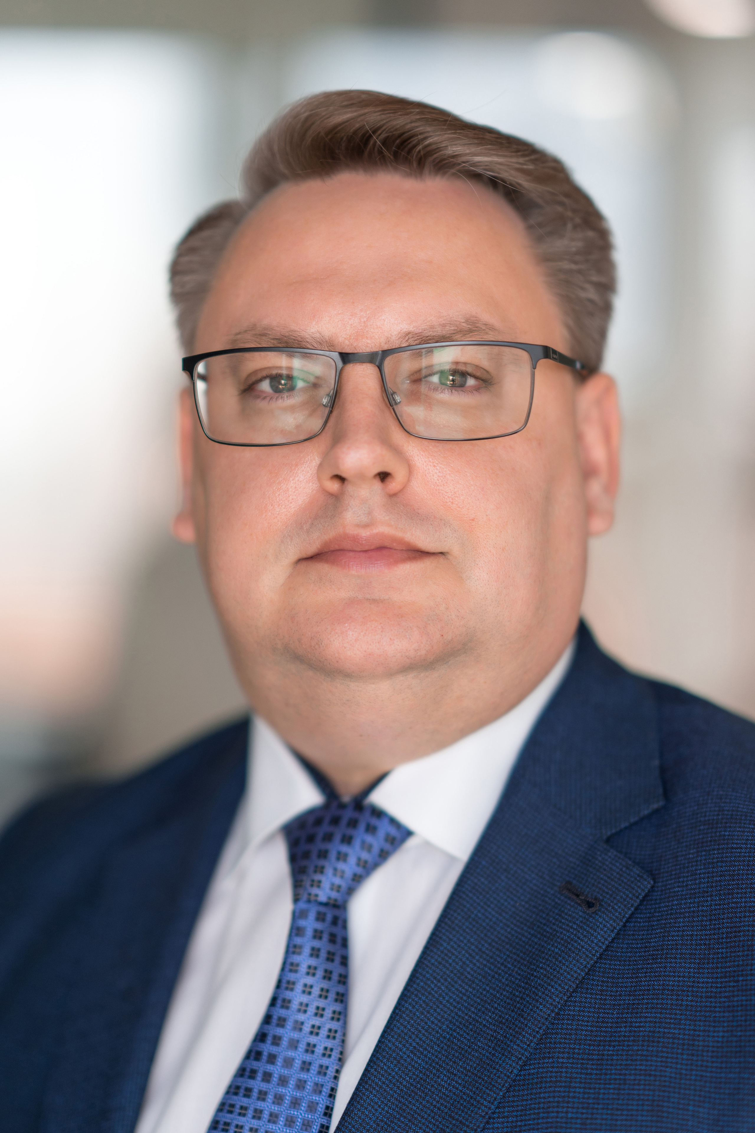 Корпоративный портрет в Москве. Каталожная и промышленная съемка в Москве Александр Плонский