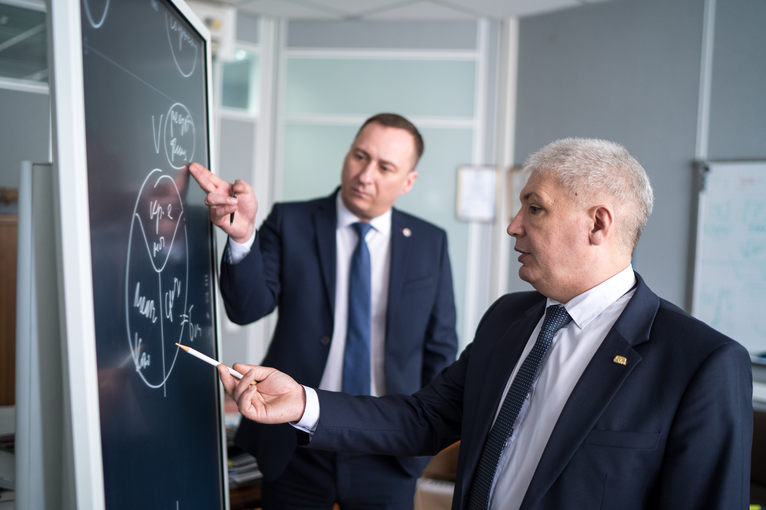 Корпоративная съемка, корпоративная фотосъемка. Каталожная и промышленная съемка в Москве Александр Плонский