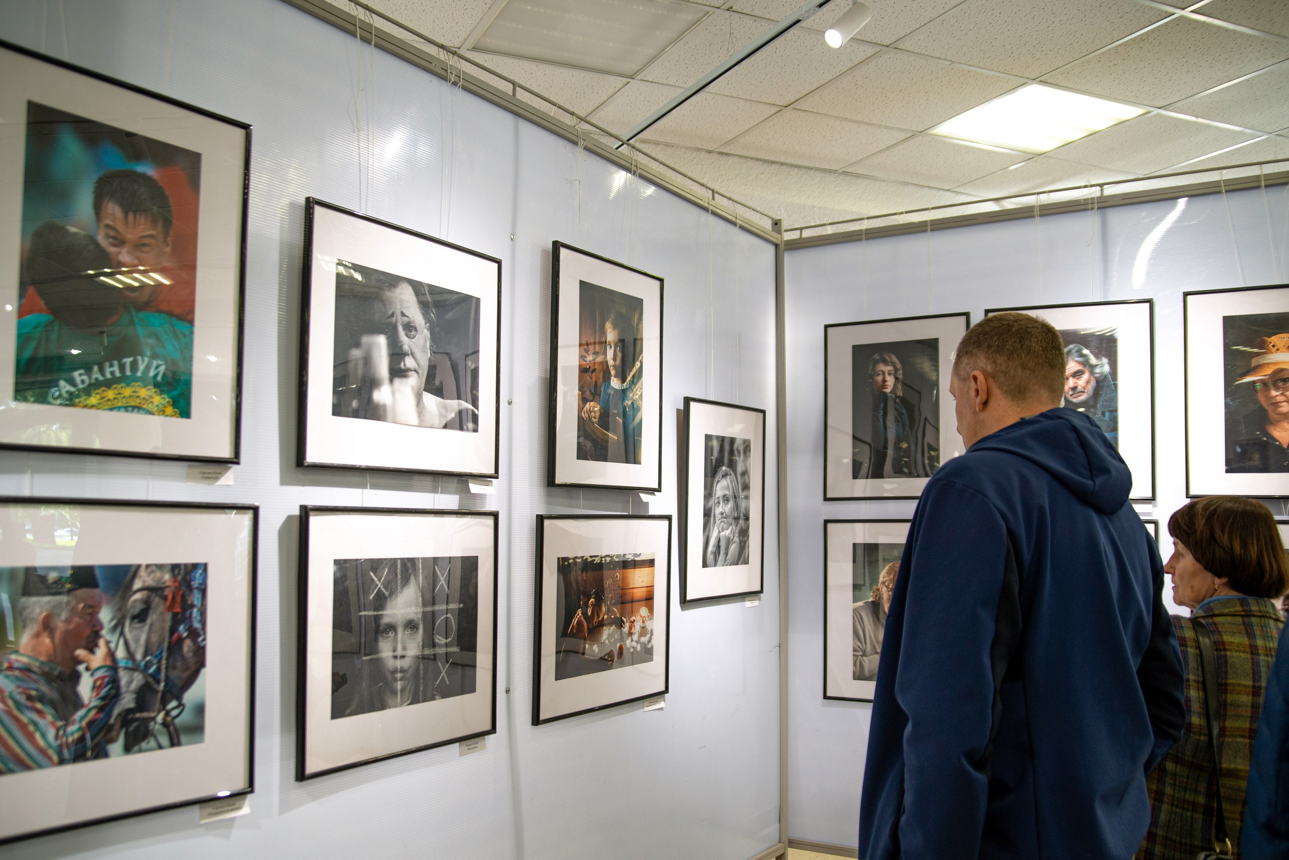 Выставка «Перекрёстки». Фотообъединение Самарского областного отделения Союза журналистов России