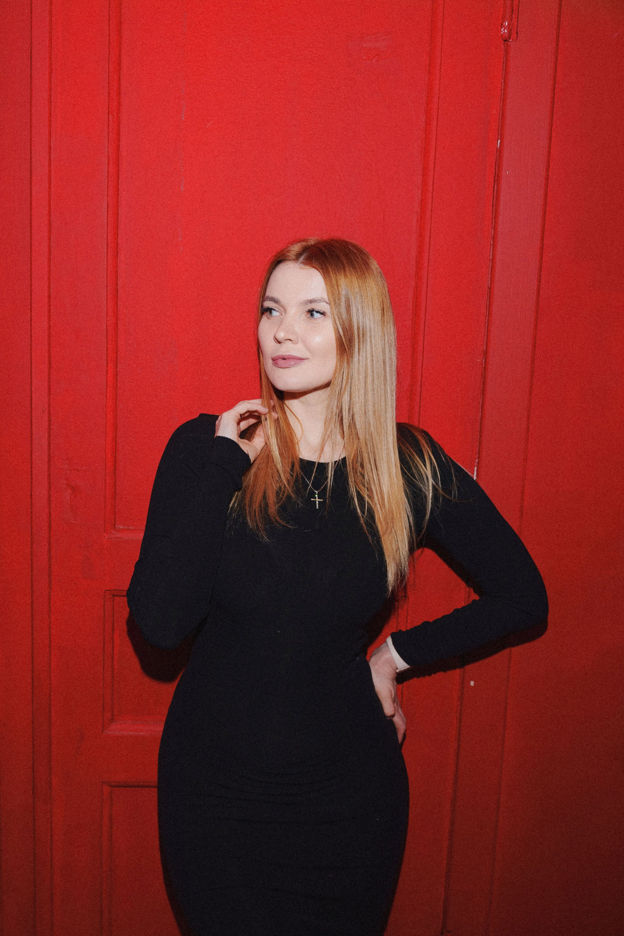 NASTYA CHELSEA Birthday in the gallery EGGZ. Андрей Цветков — репортажный, свадебный и портретный фотограф в Санкт-Петербурге