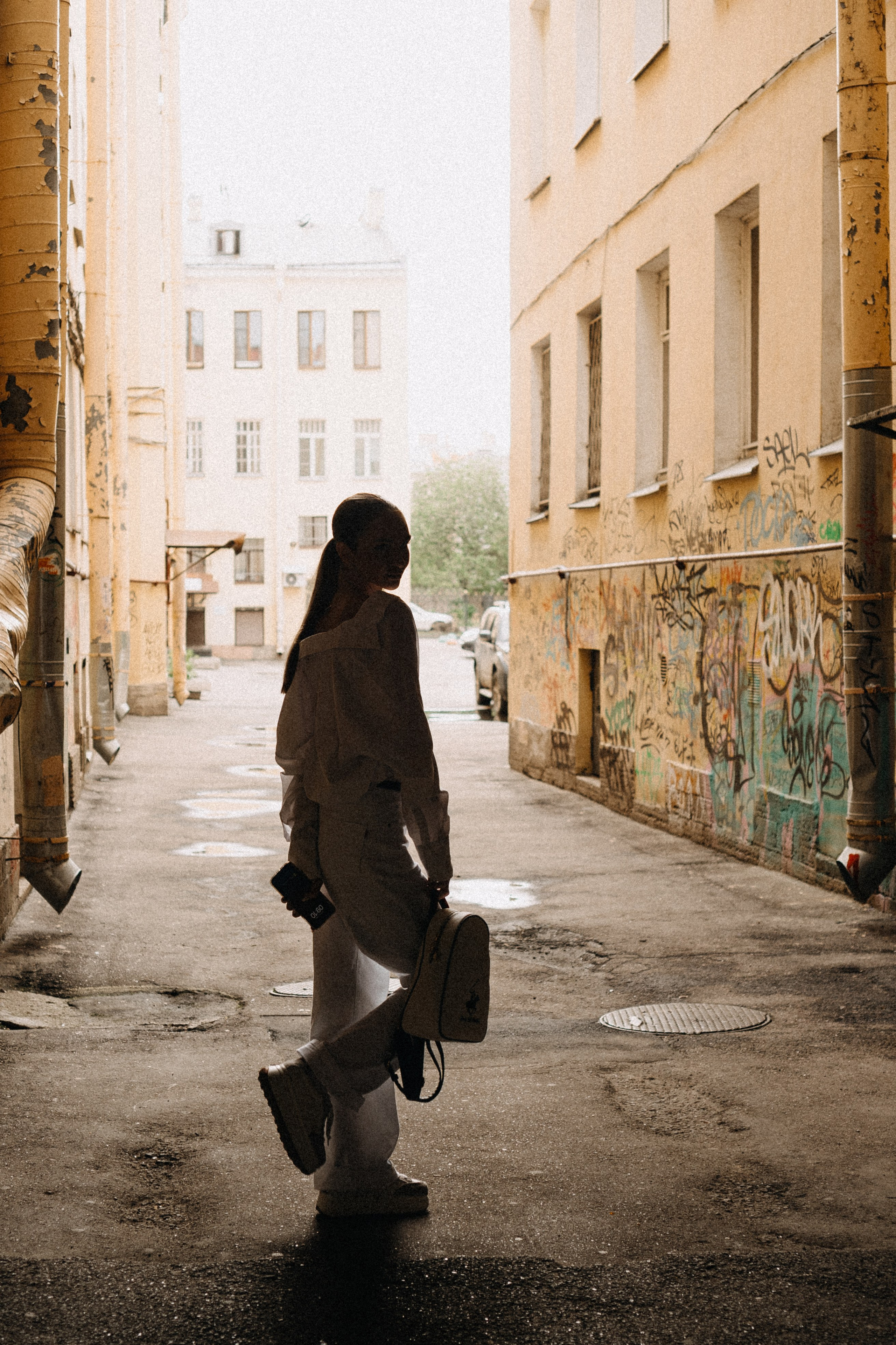 МЫ ГУЛЯЛИ ПРО КРЫШАМ ПИТЕРА. Профессиональный фотограф, Санкт-Петербург — Виктория Богомолова
