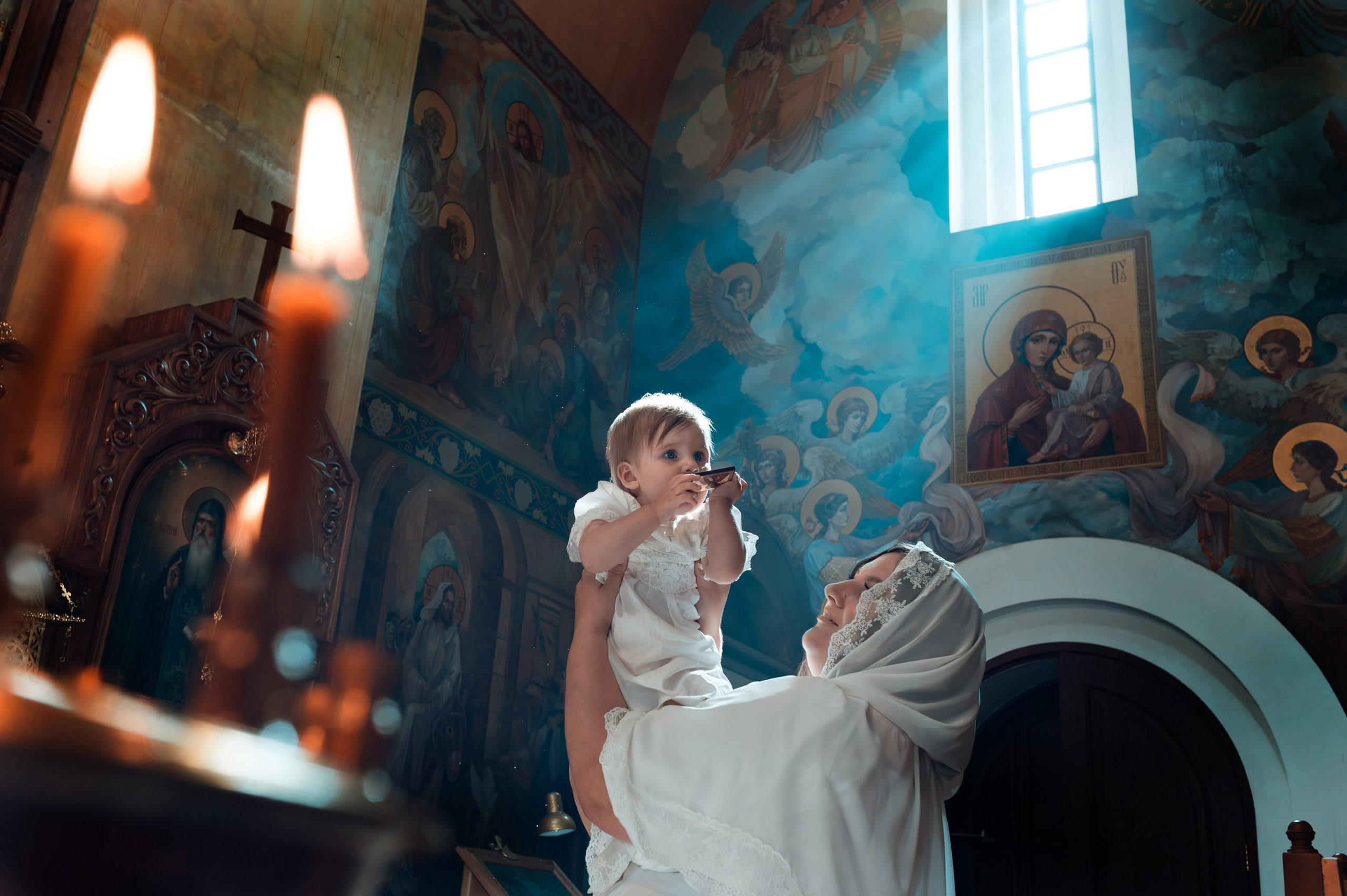 Фотограф в храме. Дарья Нетреба Фотограф на Крещение, Венчание Псков и область