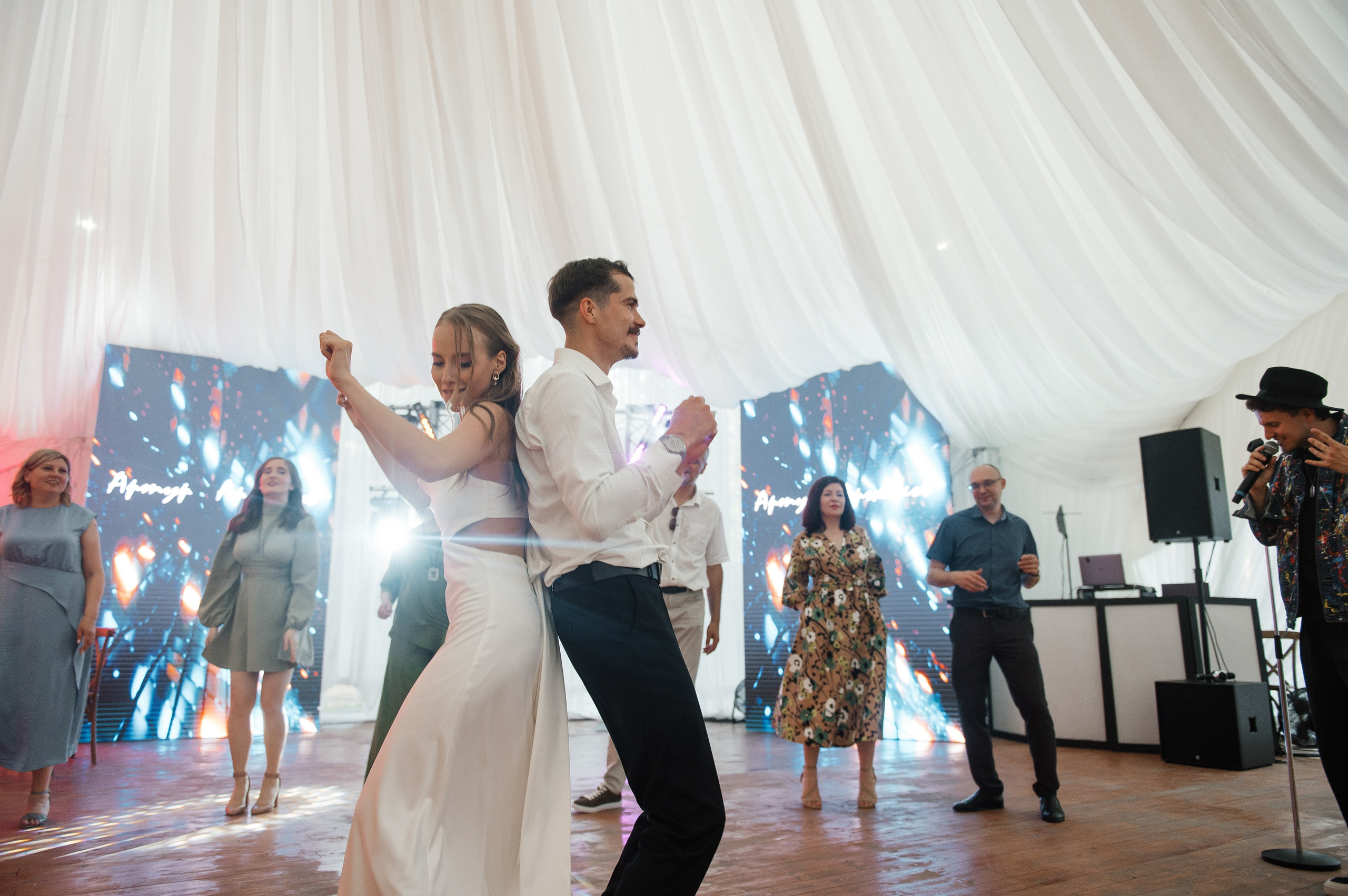 Вот такая заварушка. Свадебный фотограф Саша Базенко