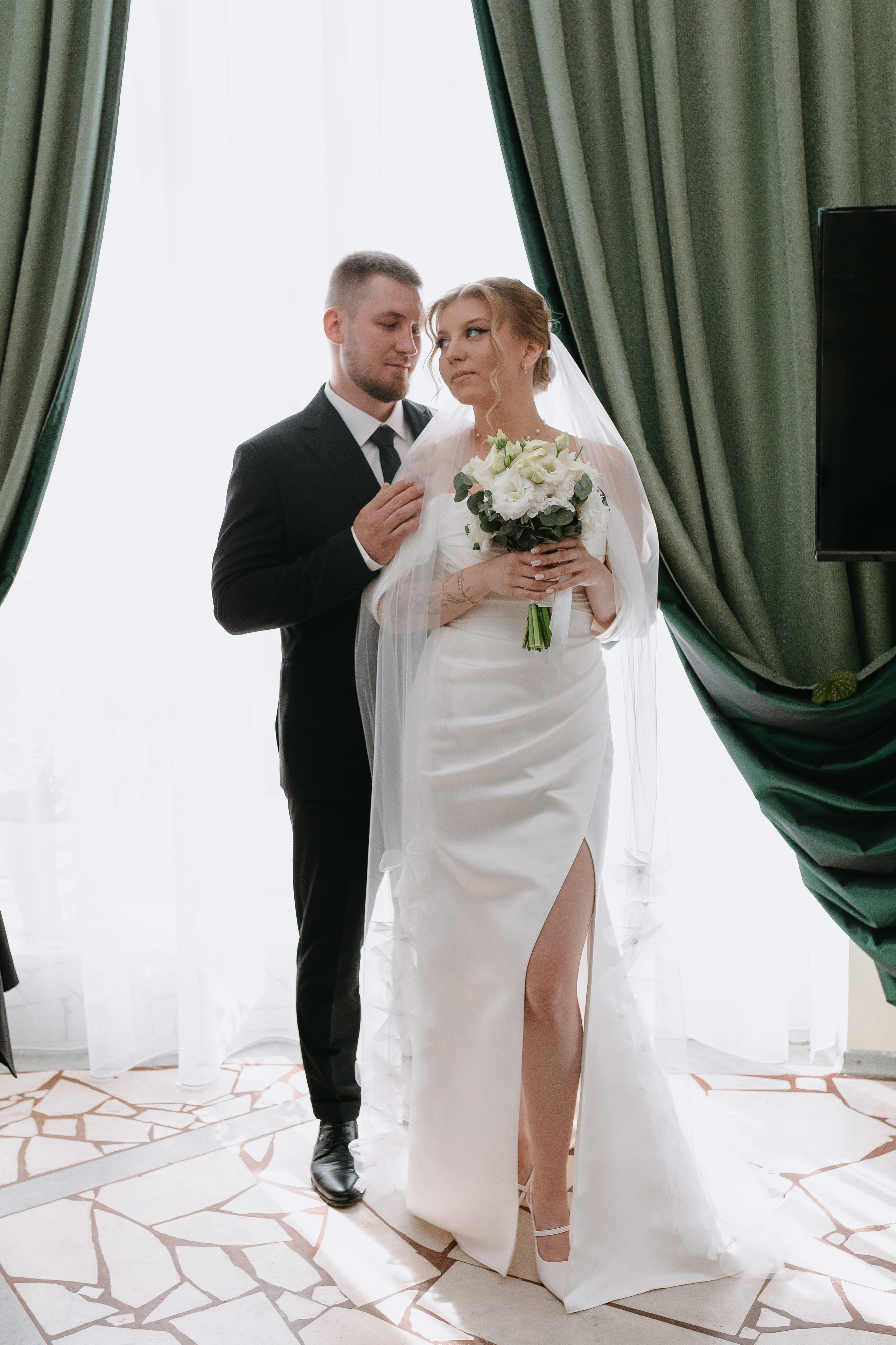 Сергей и Анастасия. Главная