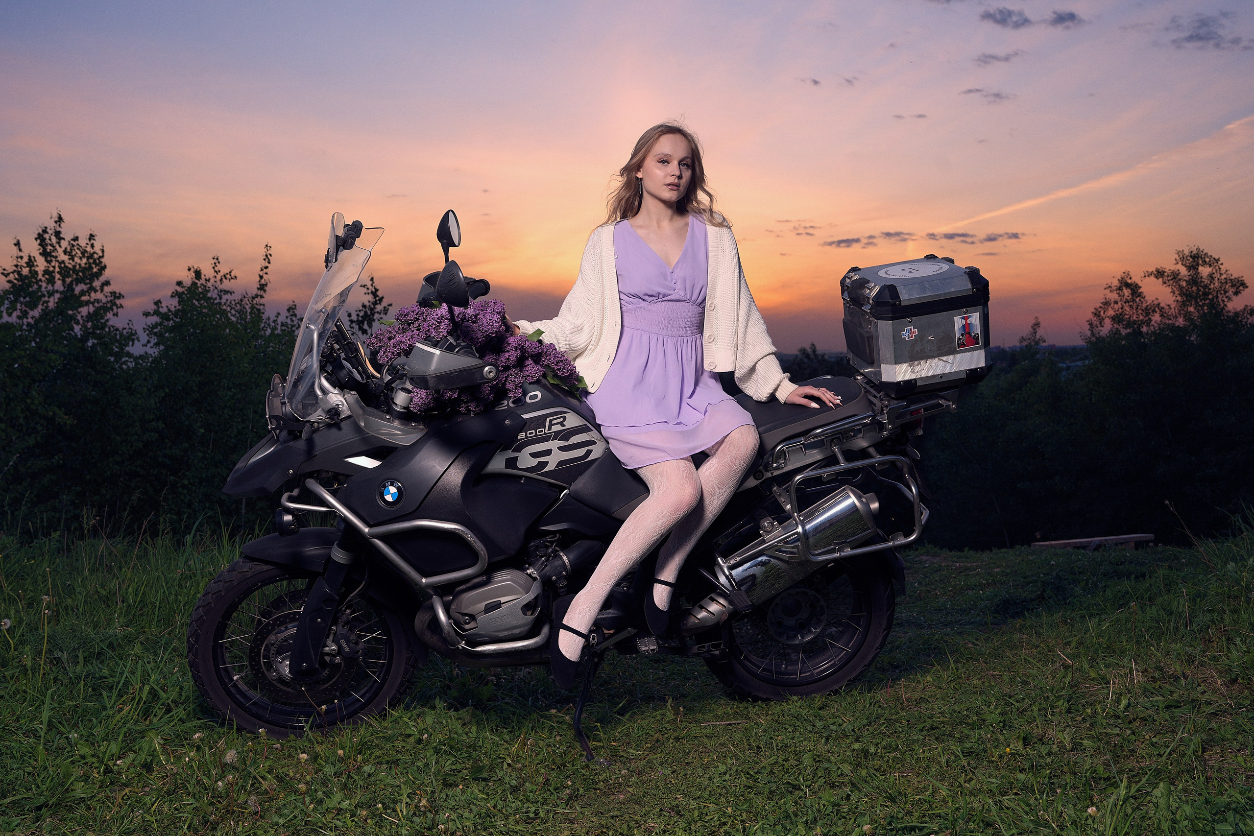 Съемка Кати на мотоцикле на закате. Фотограф Светлана Боровикова в Домодедове