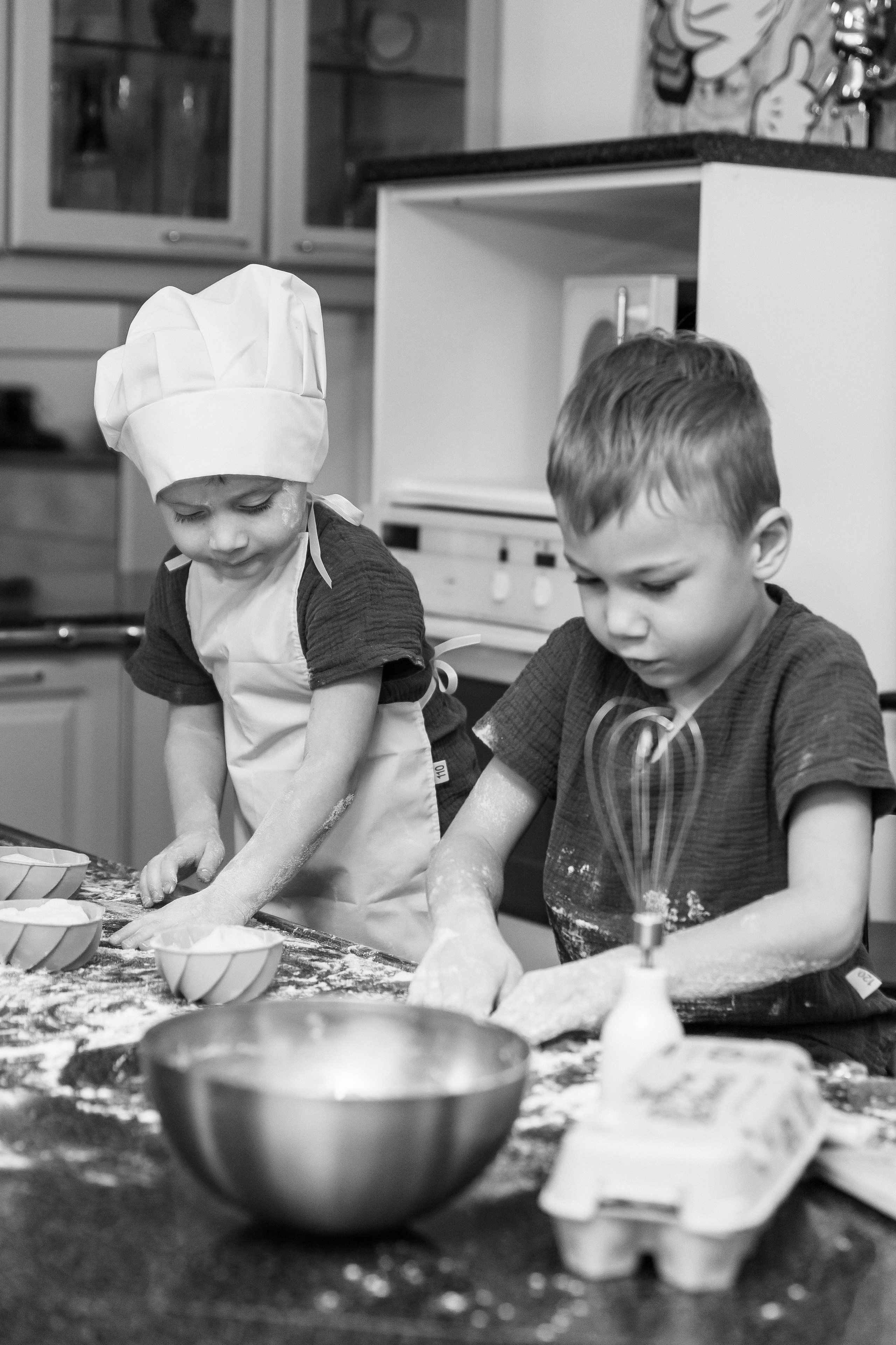 Бабушка и внуки пекут. Фотограф текстиля в Москве Ольга Иванова
