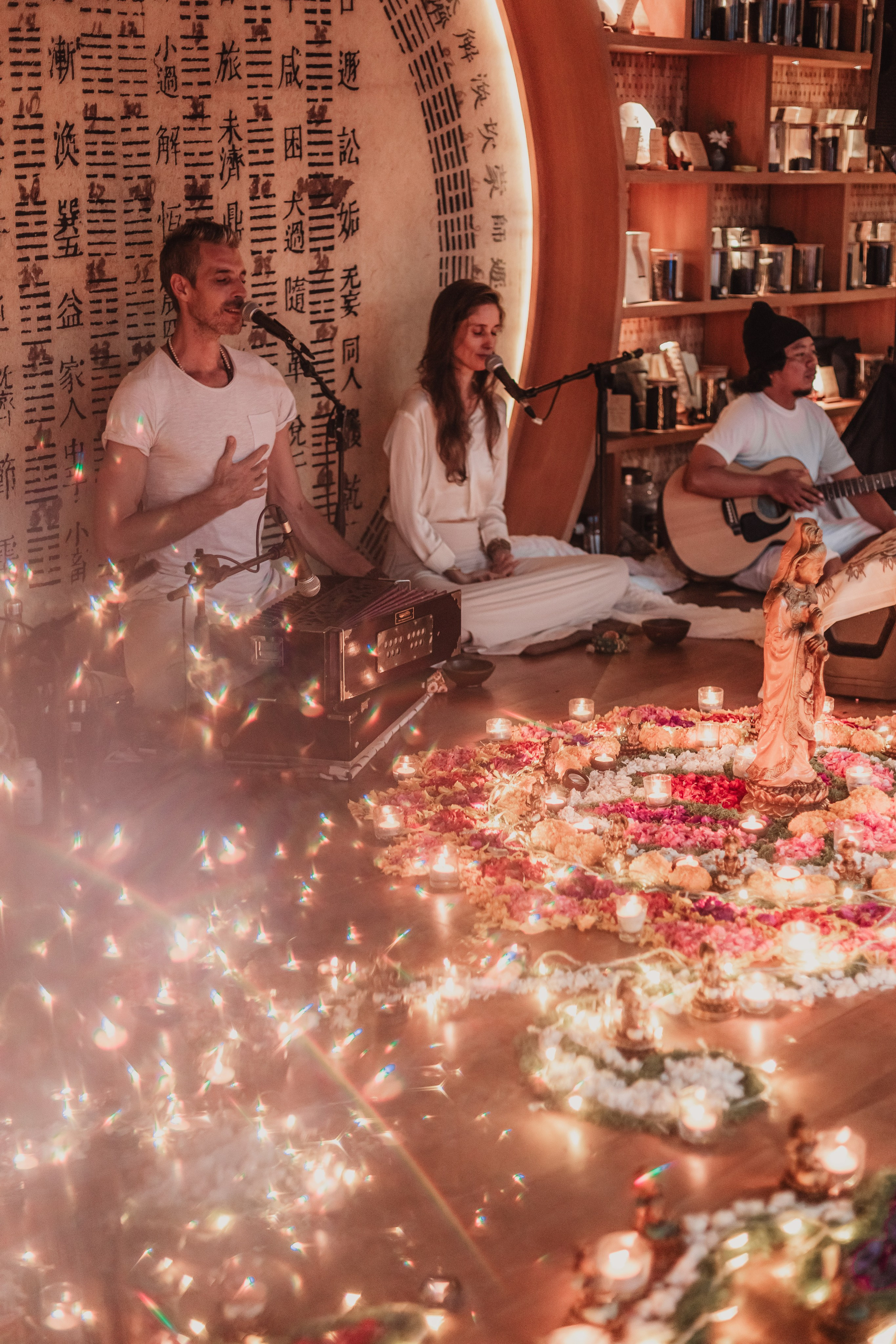 Navaratri w Bhakti Bliss at Dragon tea temple. Мариам Багдасарян
