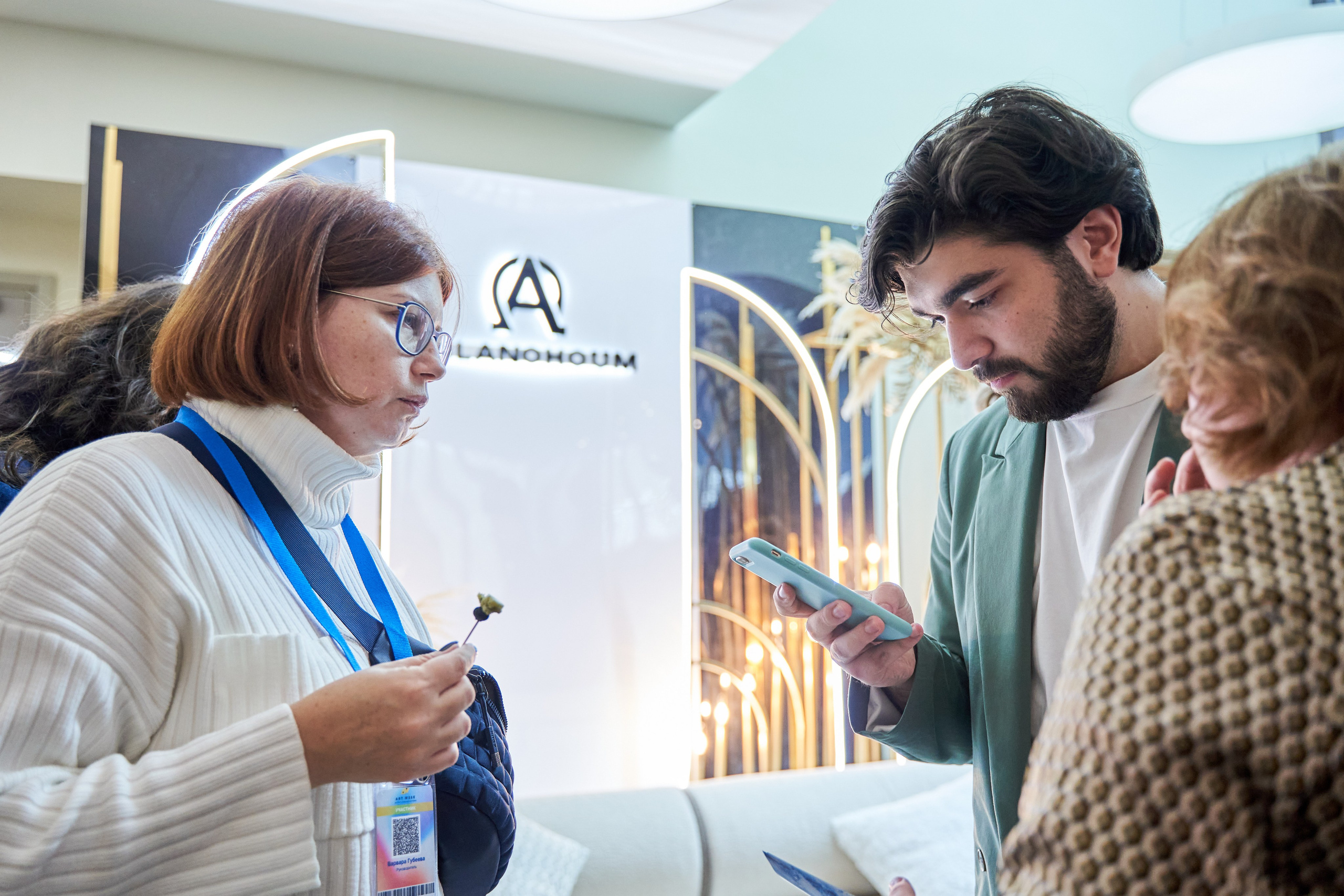 Выставка мебели MilanaHome. Фото и видео съемка в Сочи Адлере Красной поляне