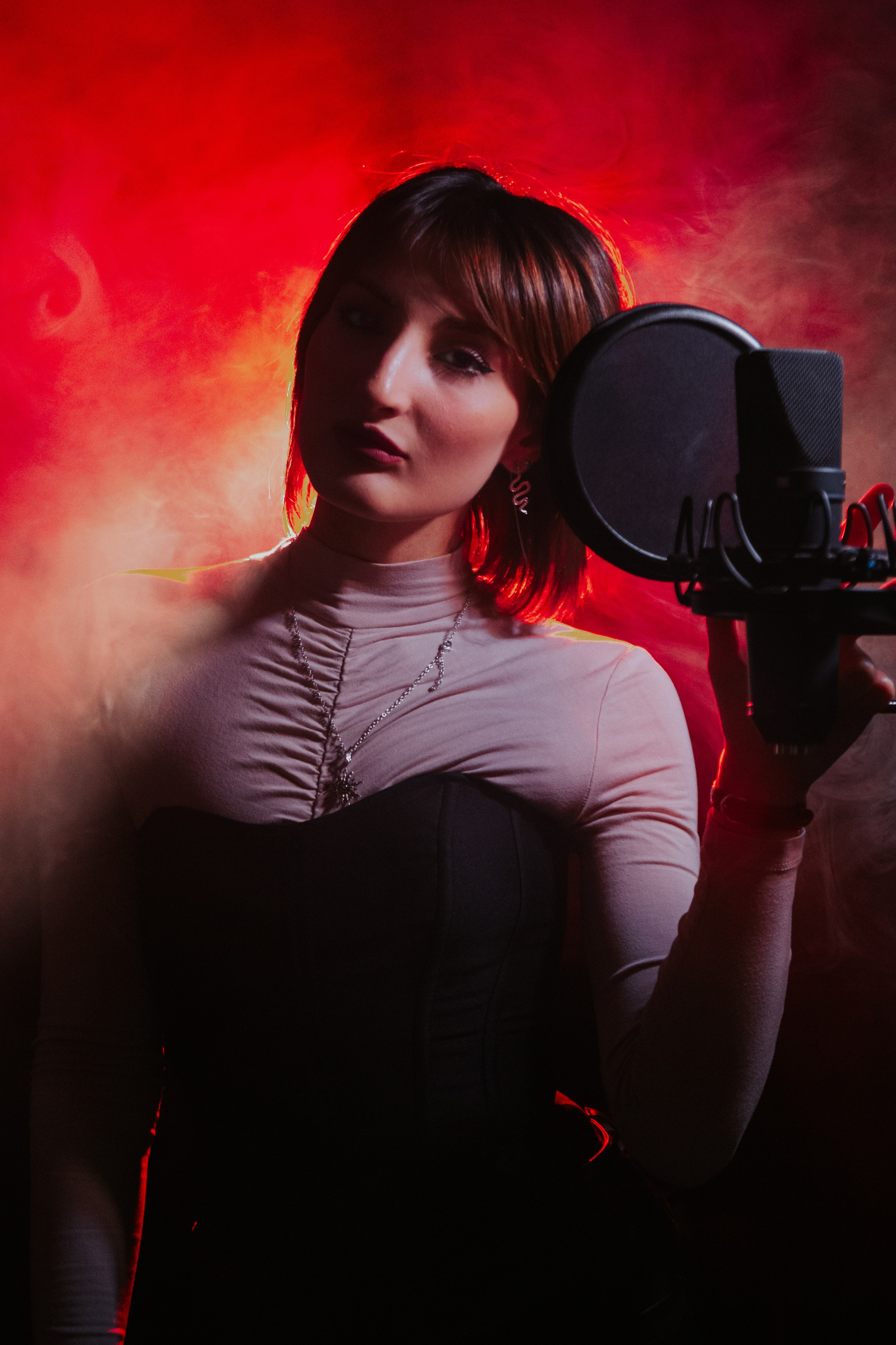 Певица ANDZH. Семейный, личный фотограф и видеограф в Москве Бакхаус Артем