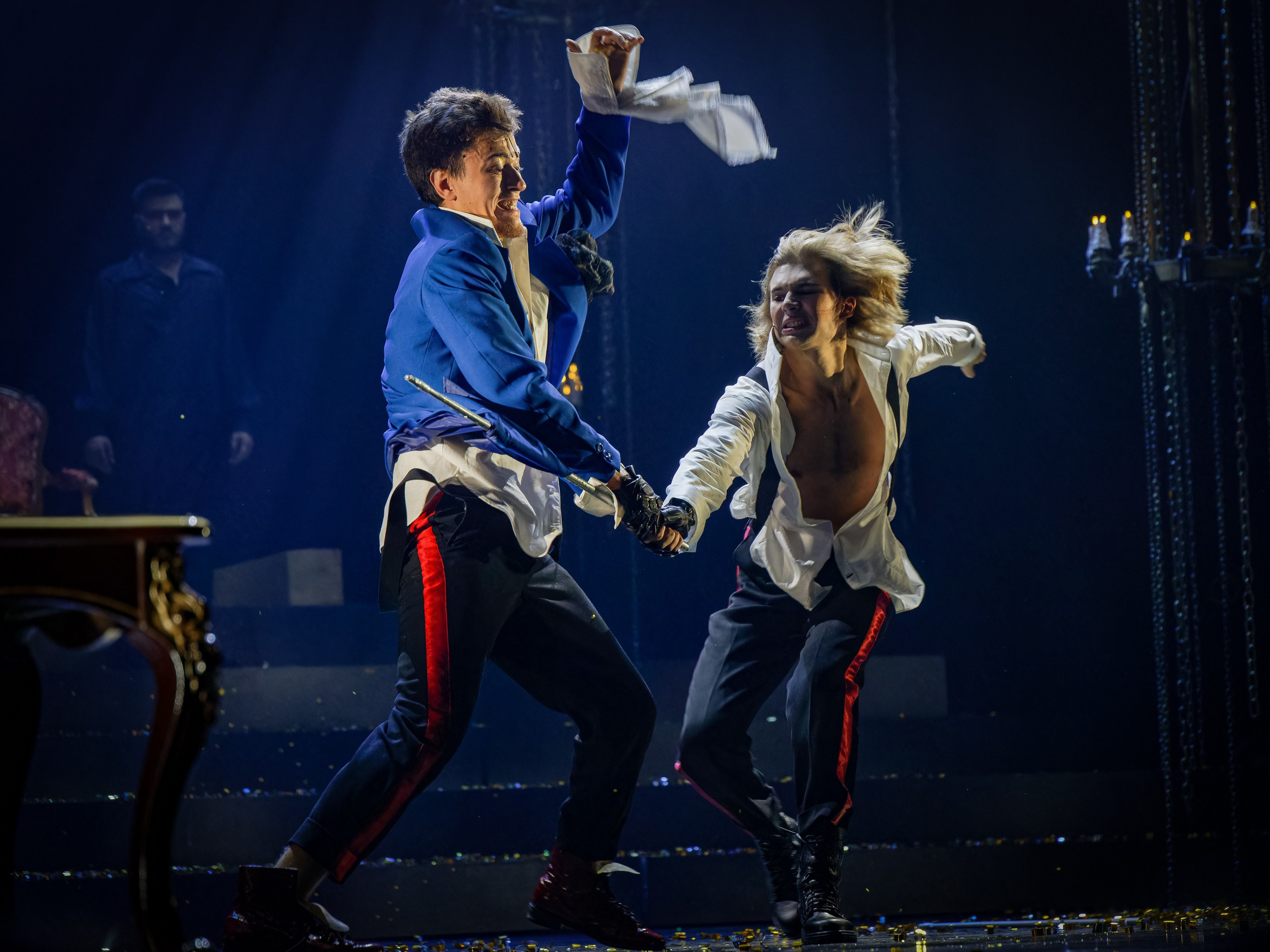 Опасные связи_Чехов-центр. Фотограф. г. Южно-Сахалинск. Олег Толстов