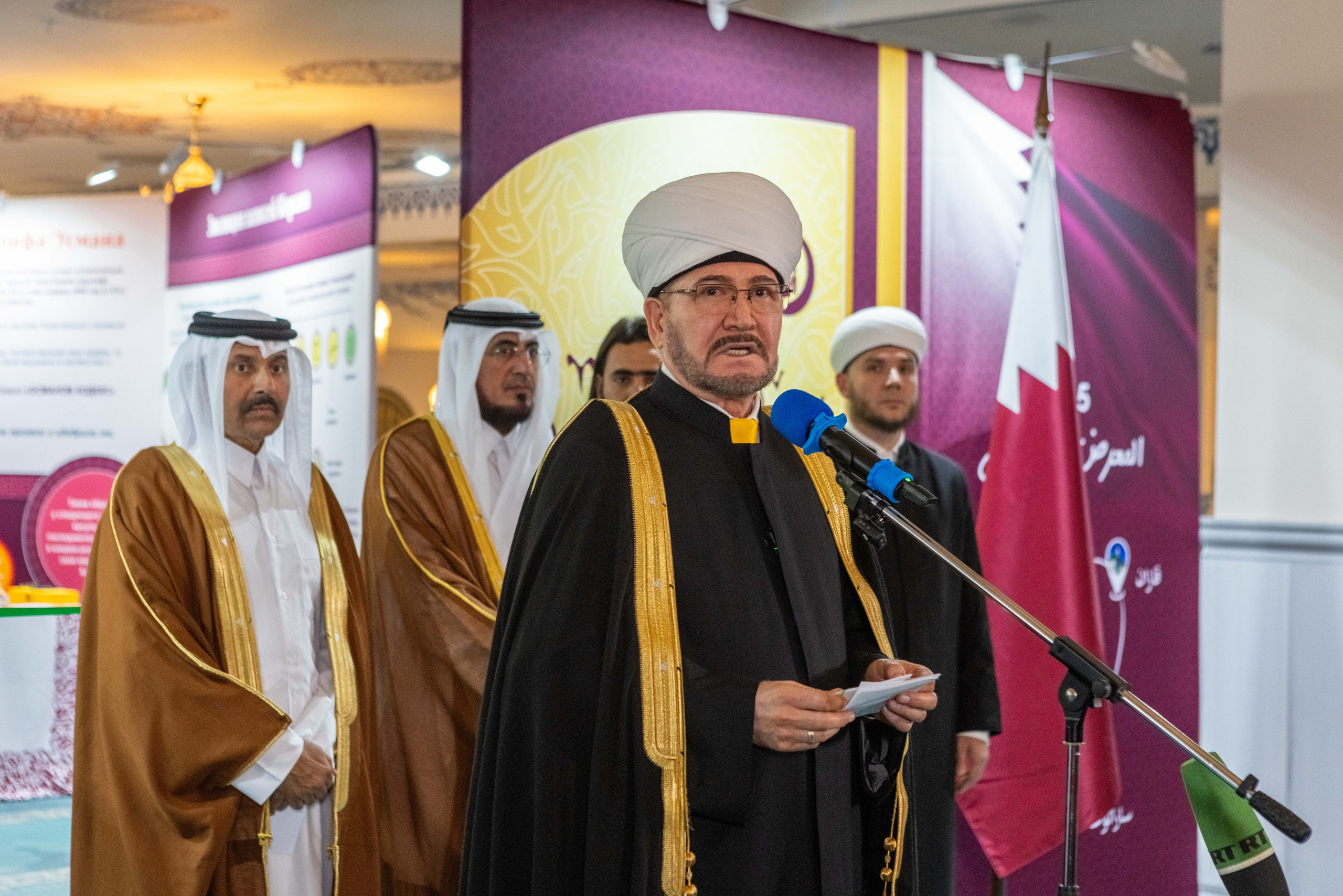 Открытие выставки Мир Корана. Рекламный, предметный, репортажный, семейный фотограф и художник в Москве