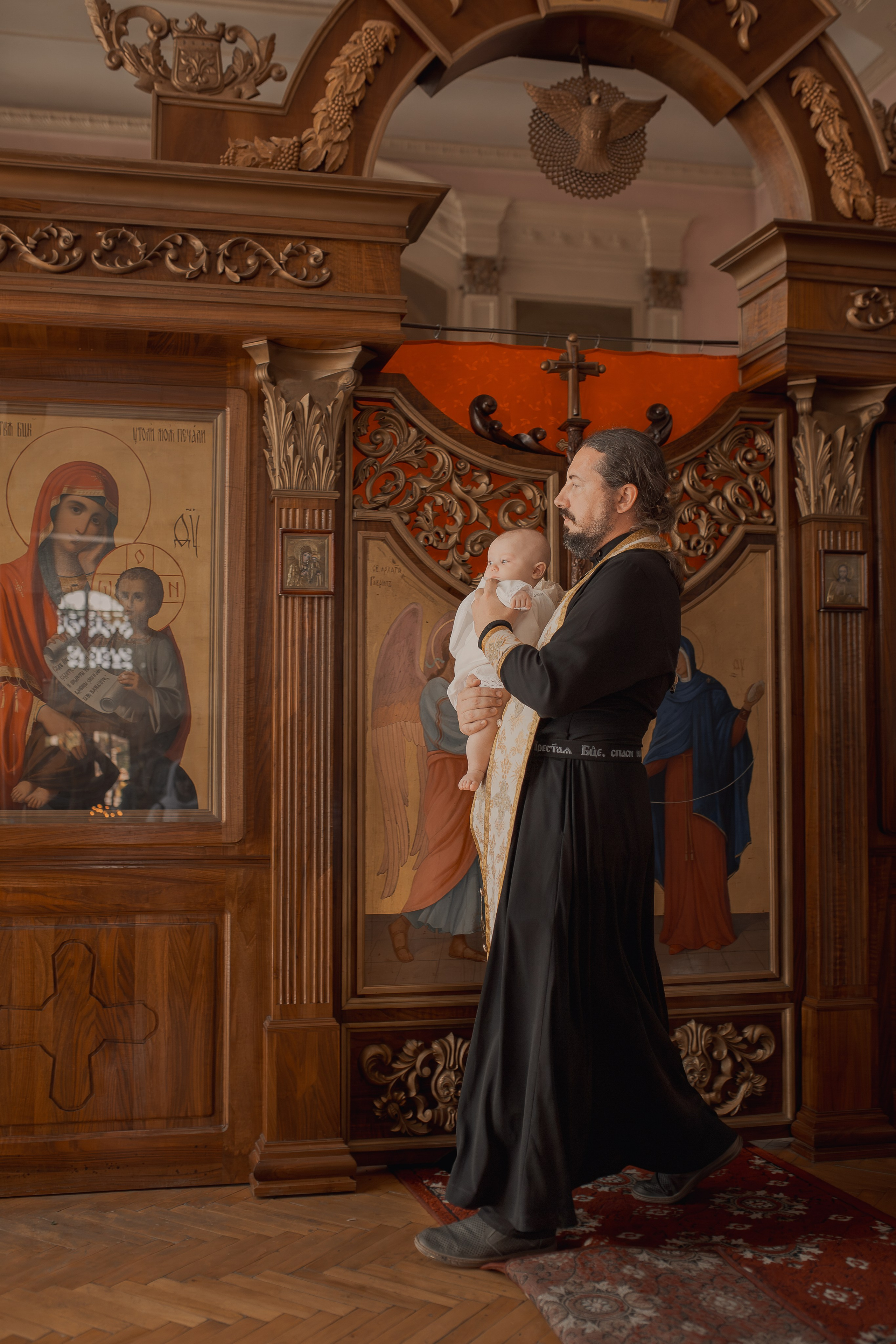 Крещение Валерии. Фотограф на Крещение и Венчание в Ташкенте