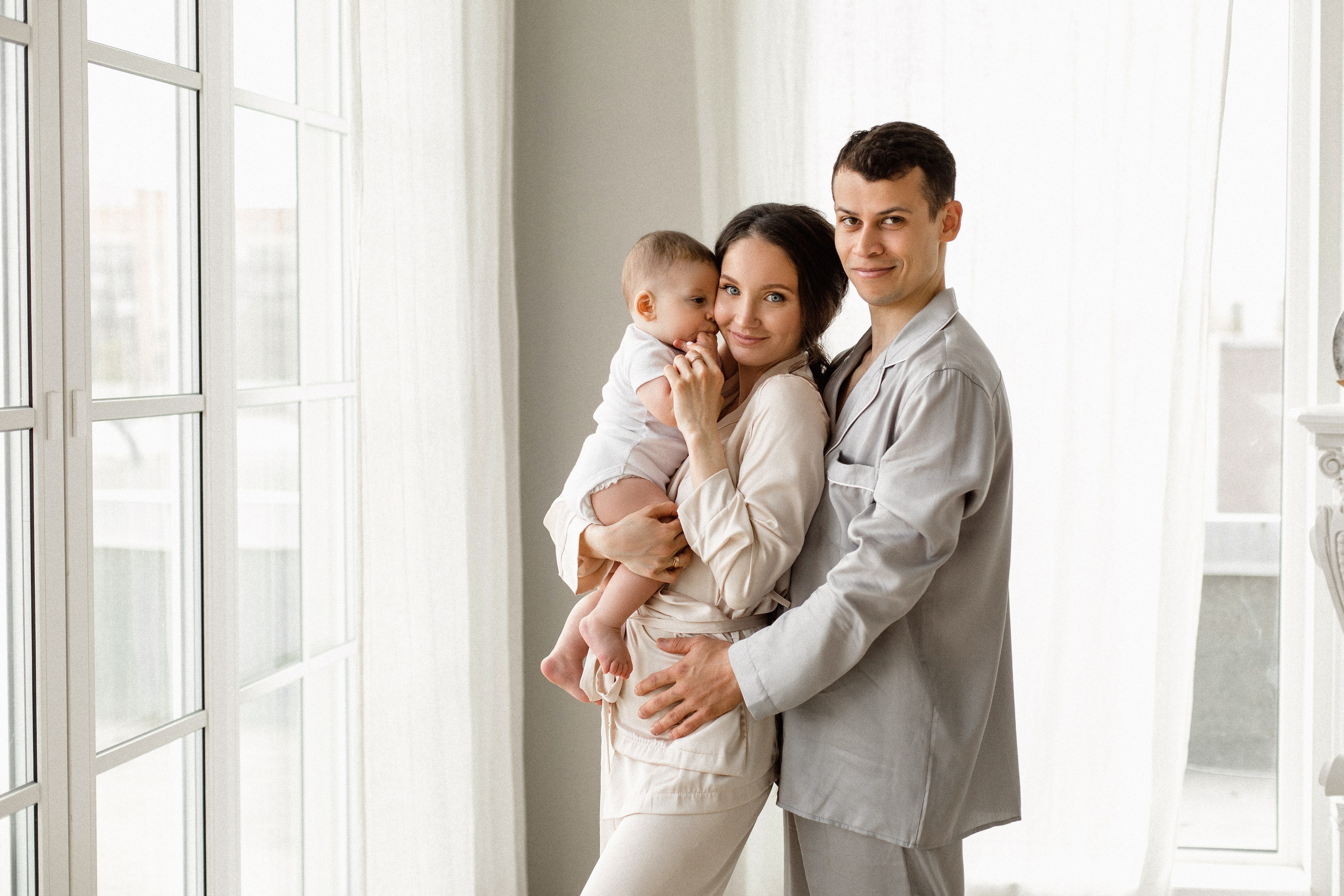 Настя, Алан и Мирон. Главная