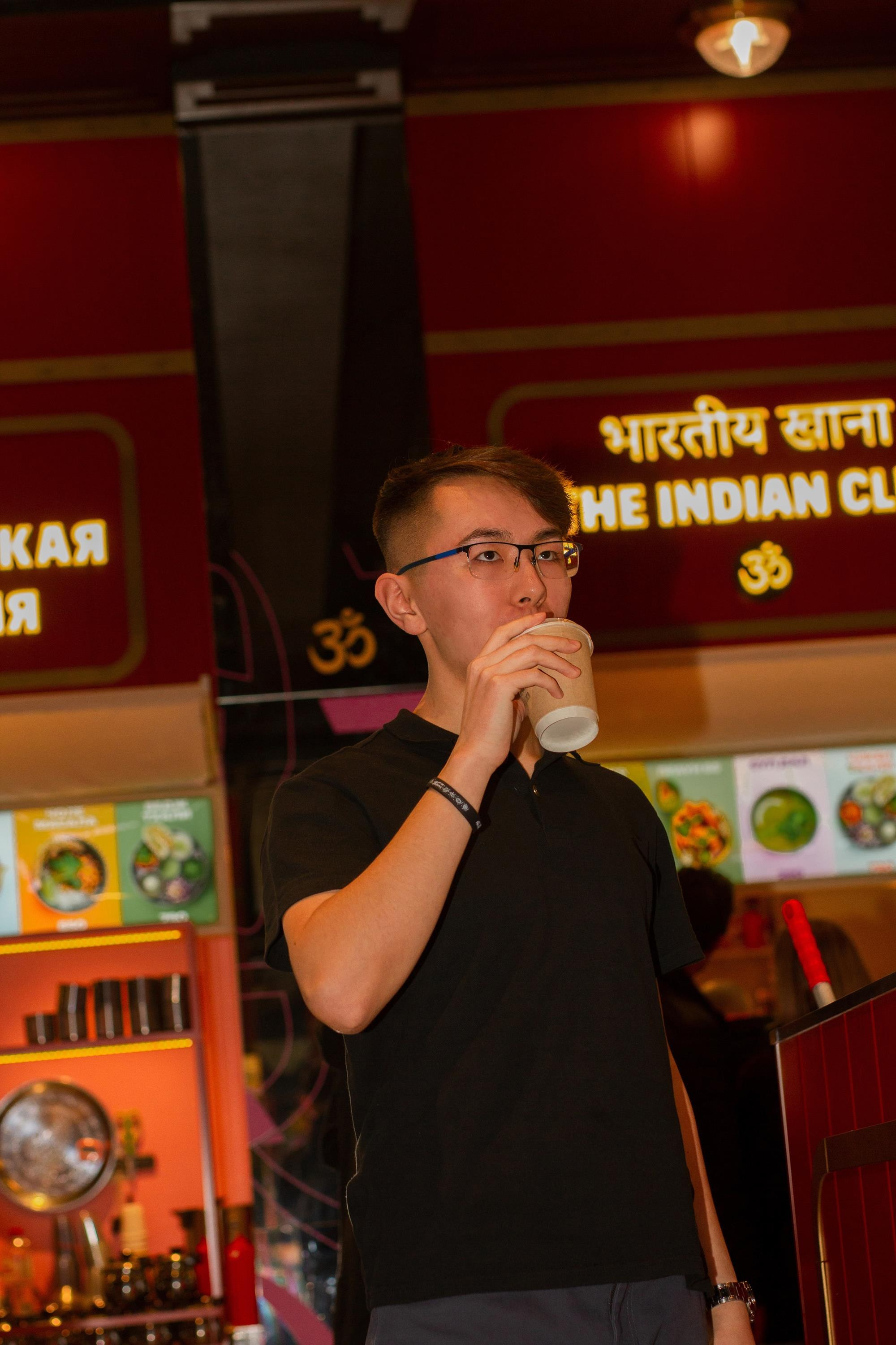 Арман. Варшавский вокзал. Свадебный, семейный и контент фотограф в Санкт- Петербурге Елена Грие