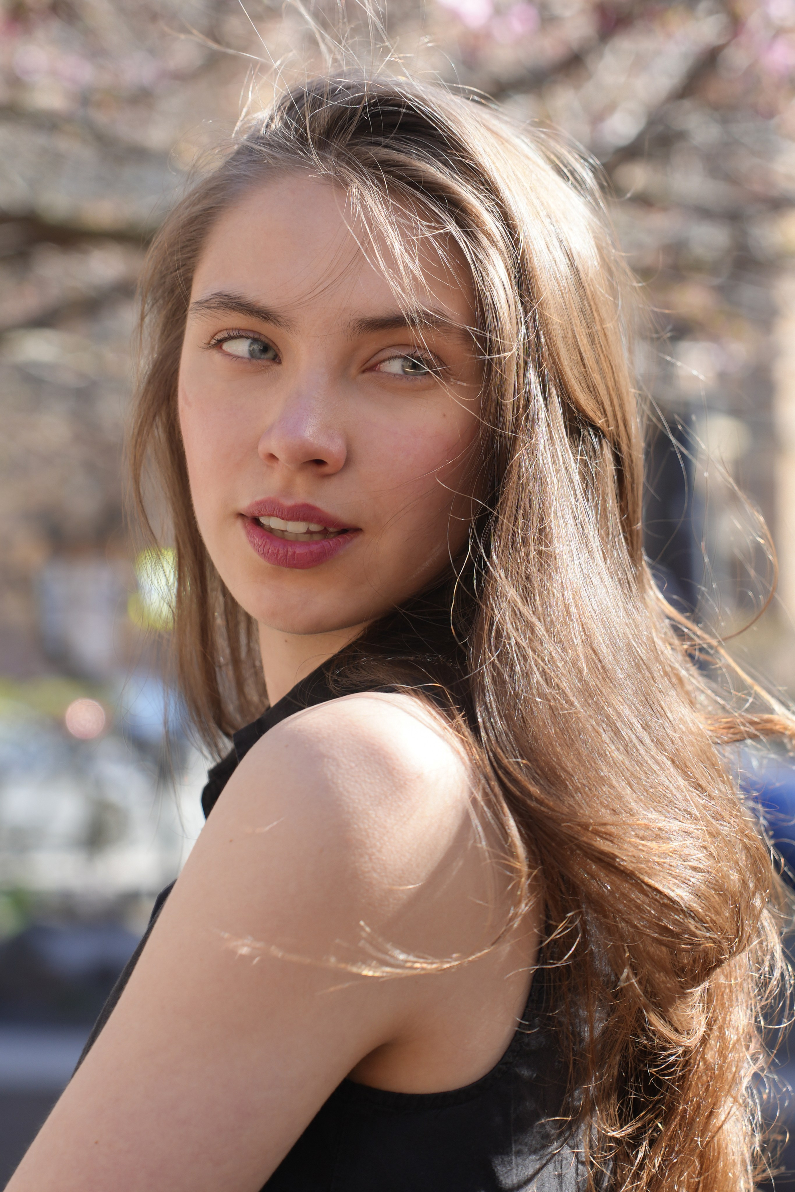 Сакура. Костюмер, художник кино и телевидения в спб