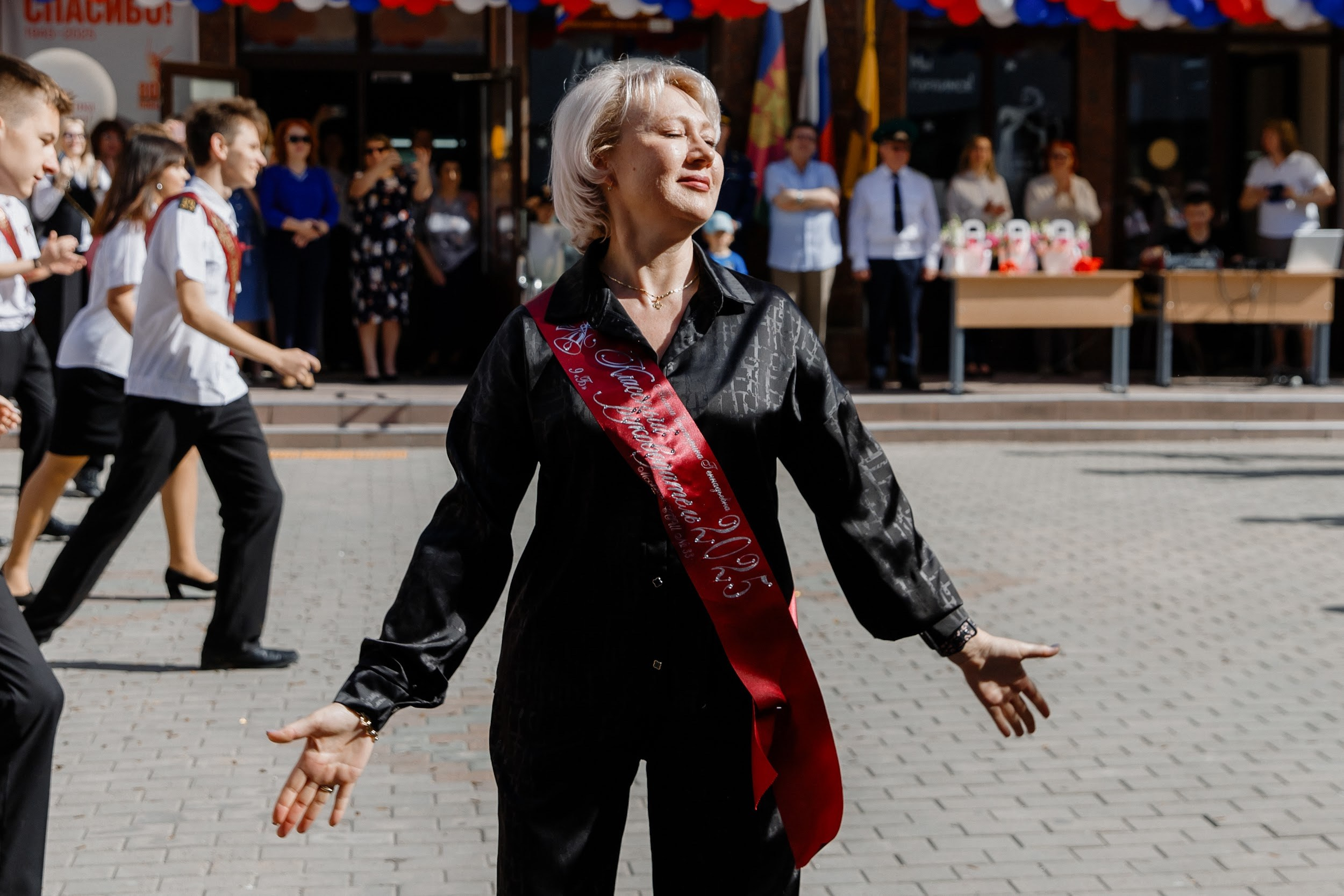 9 класс 33 школа. Выпускные альбомы Натальи Бутко: Новороссийск, Анапа, Геленджик