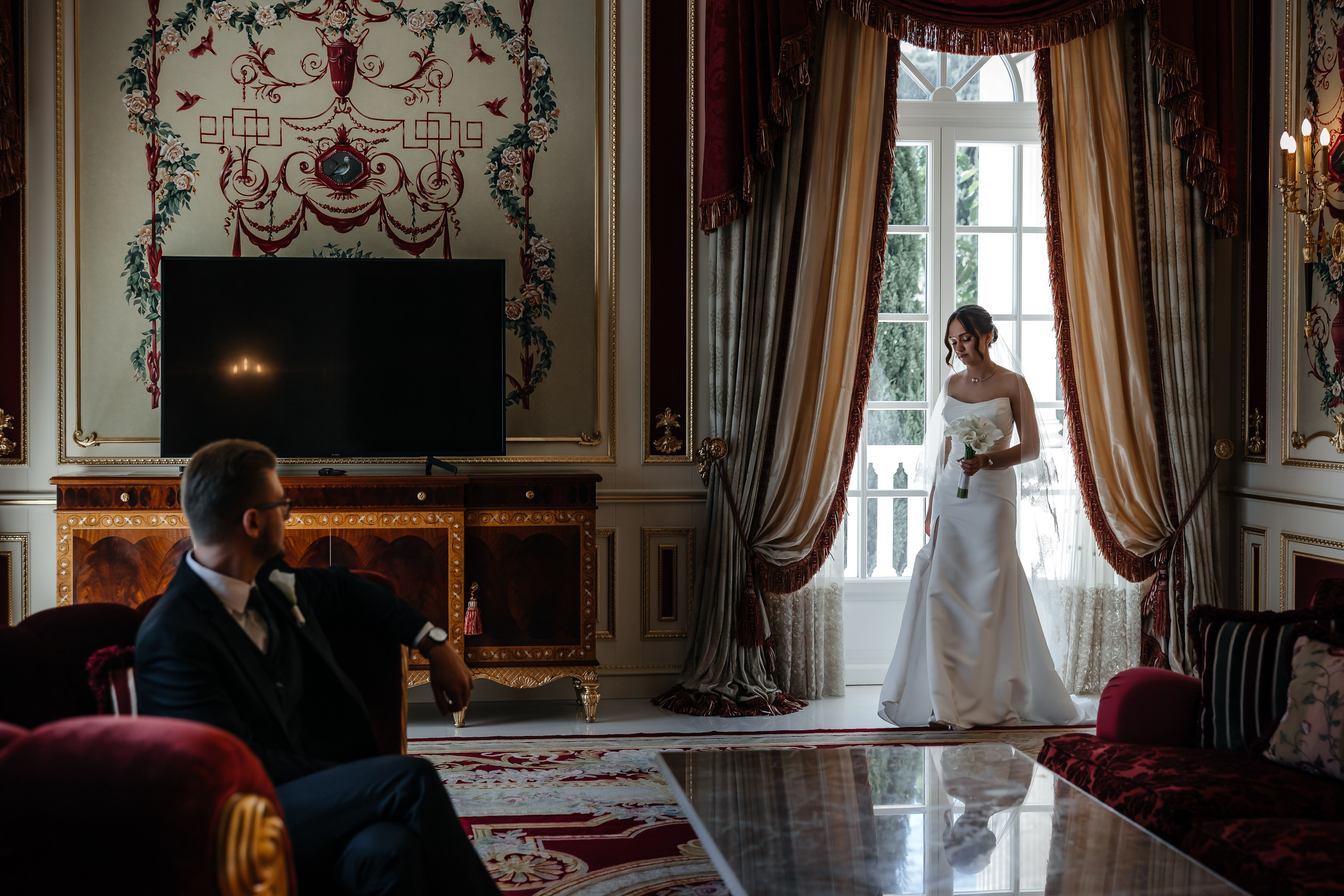 Анонс свадьбы Иры и Никиты. Прогулка в отеле Крымский Бриз. Свадебный фотограф в Крыму и Севастополе Ольга Баскакова