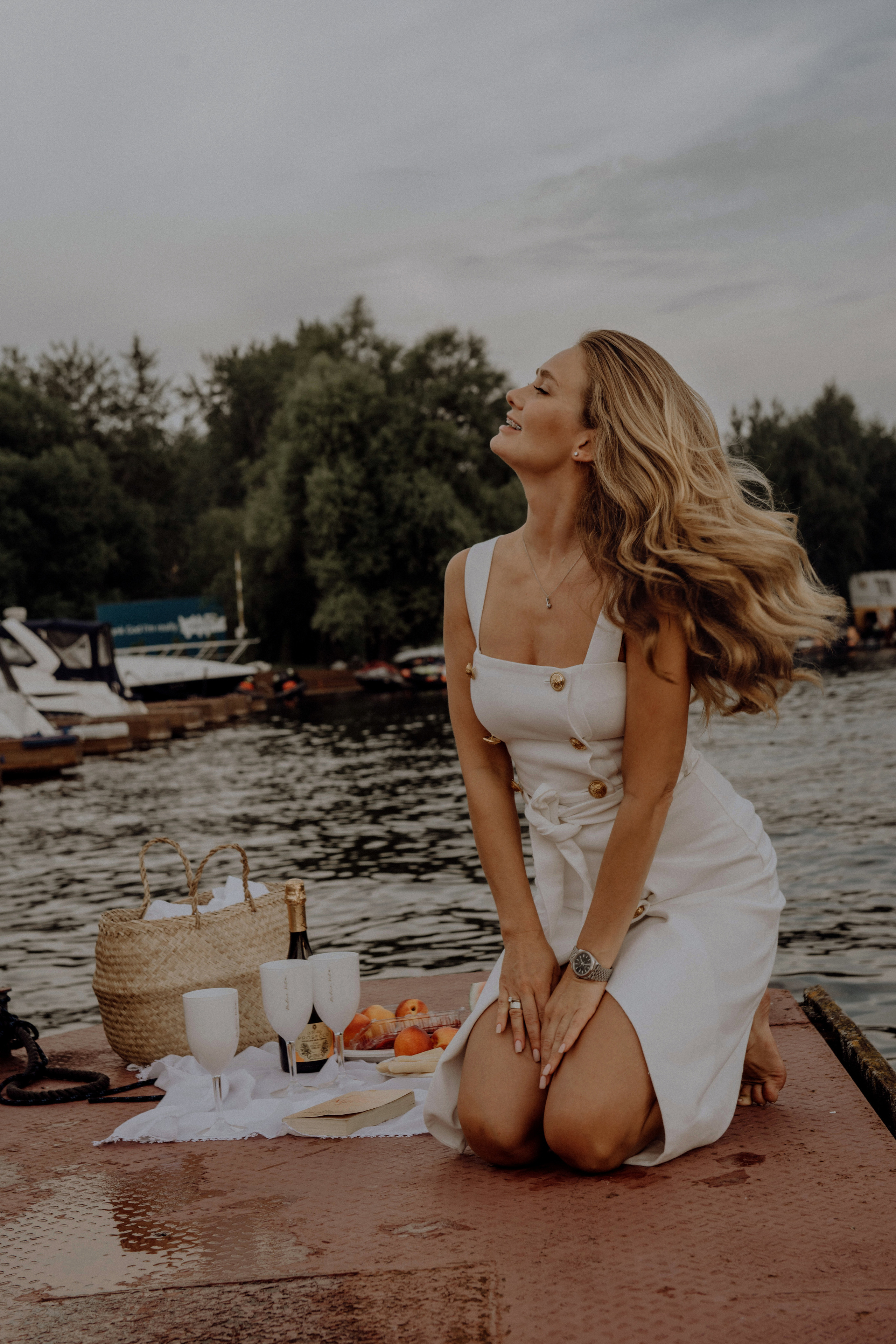 Люба. Главная