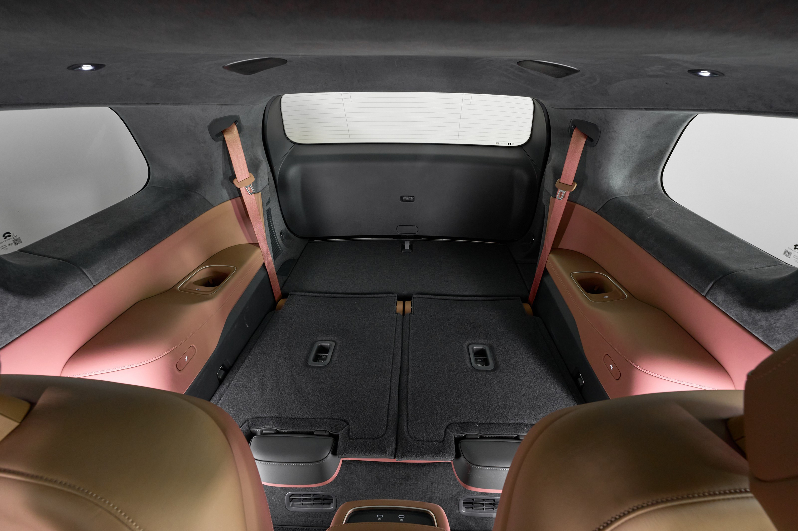 NIO ES8. Фотограф Николай Прокофьев модельные тесты в Москве