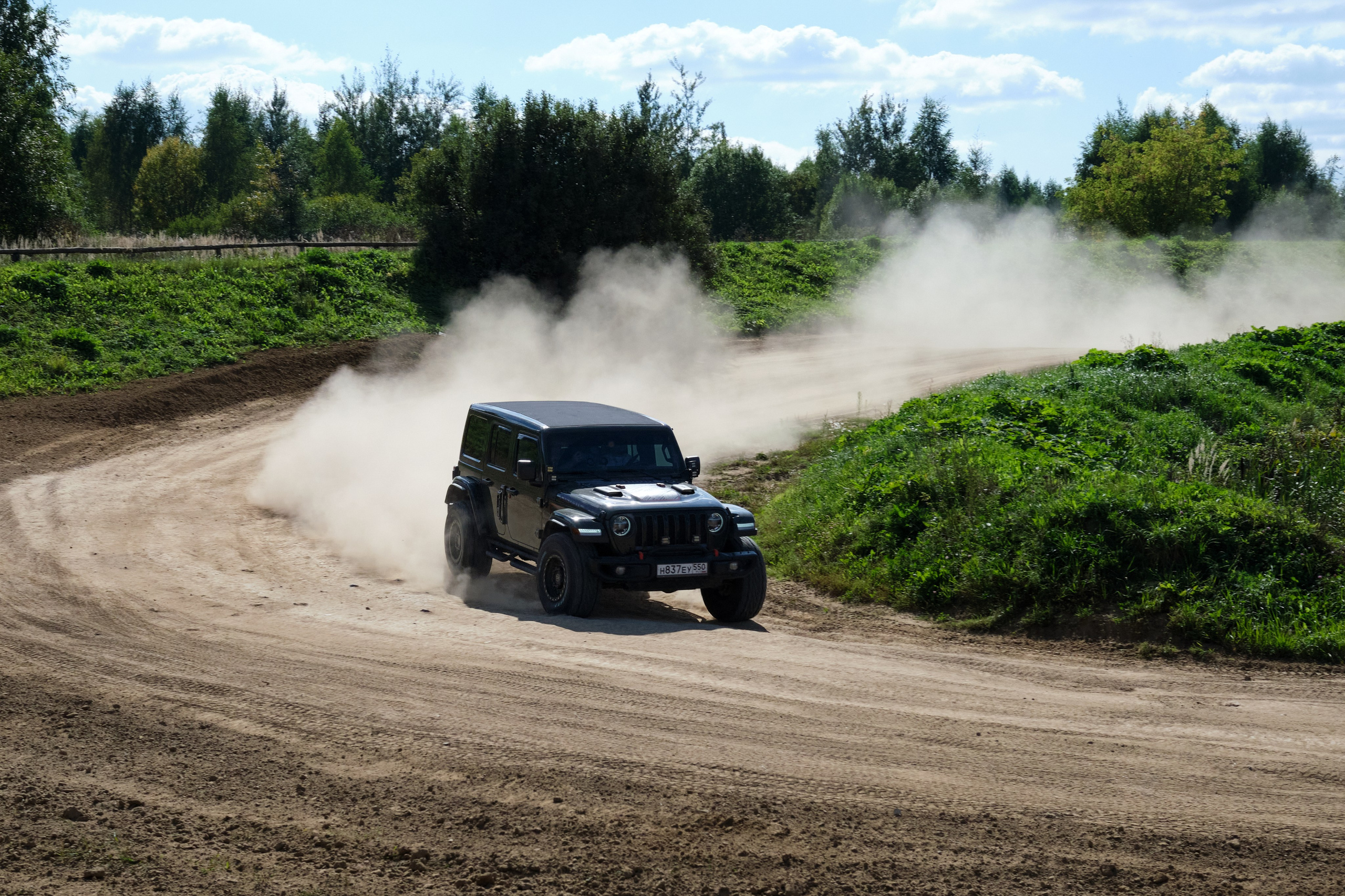 День рождения Jeep Custom 2025. Главная