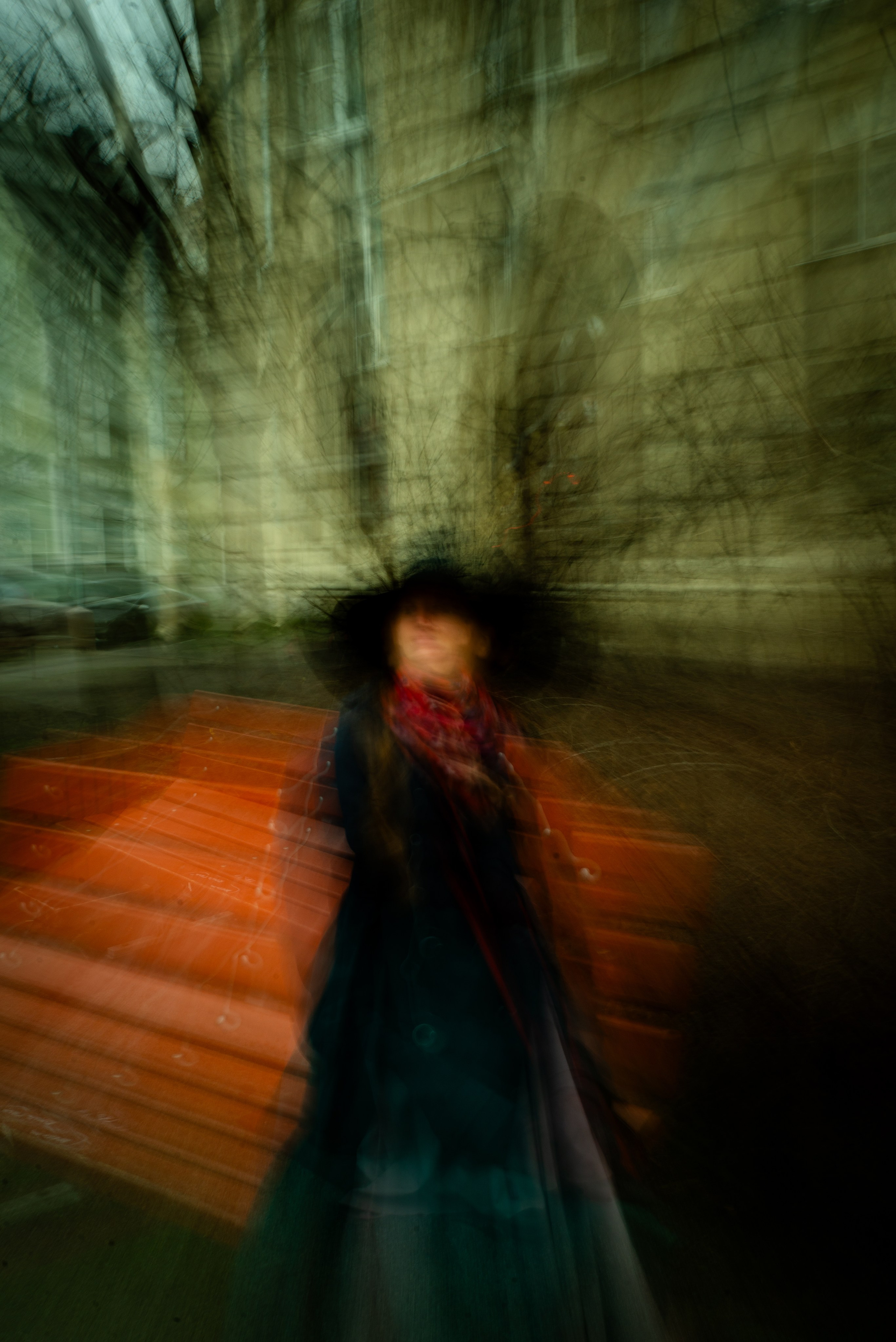 Снова стою одна…. Фотограф Крещение Венчание Москва