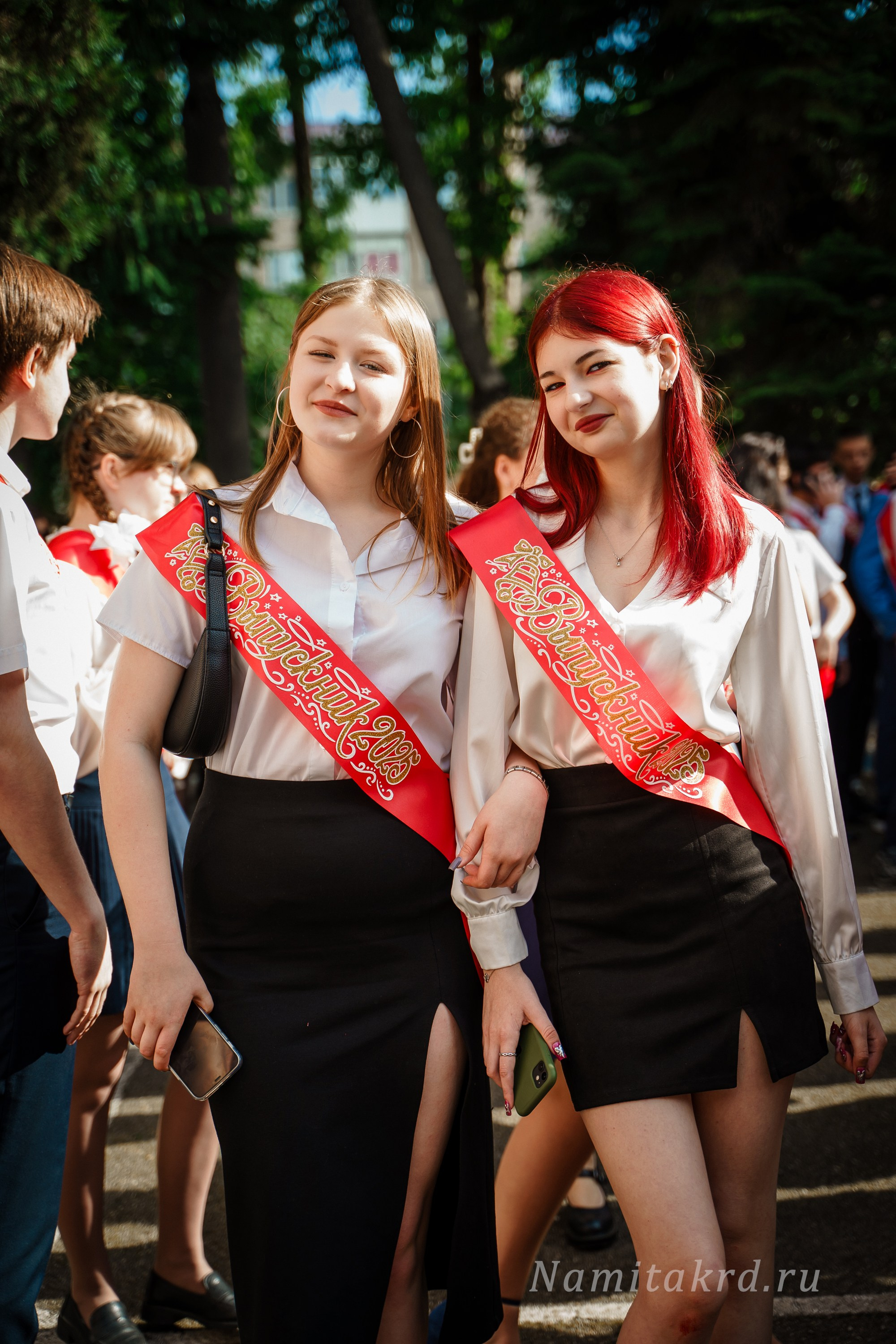 Выпускные альбомы для Старшей школы и ВУЗов. Фотографы из солнечного Краснодара Вадим и Надежда Митус