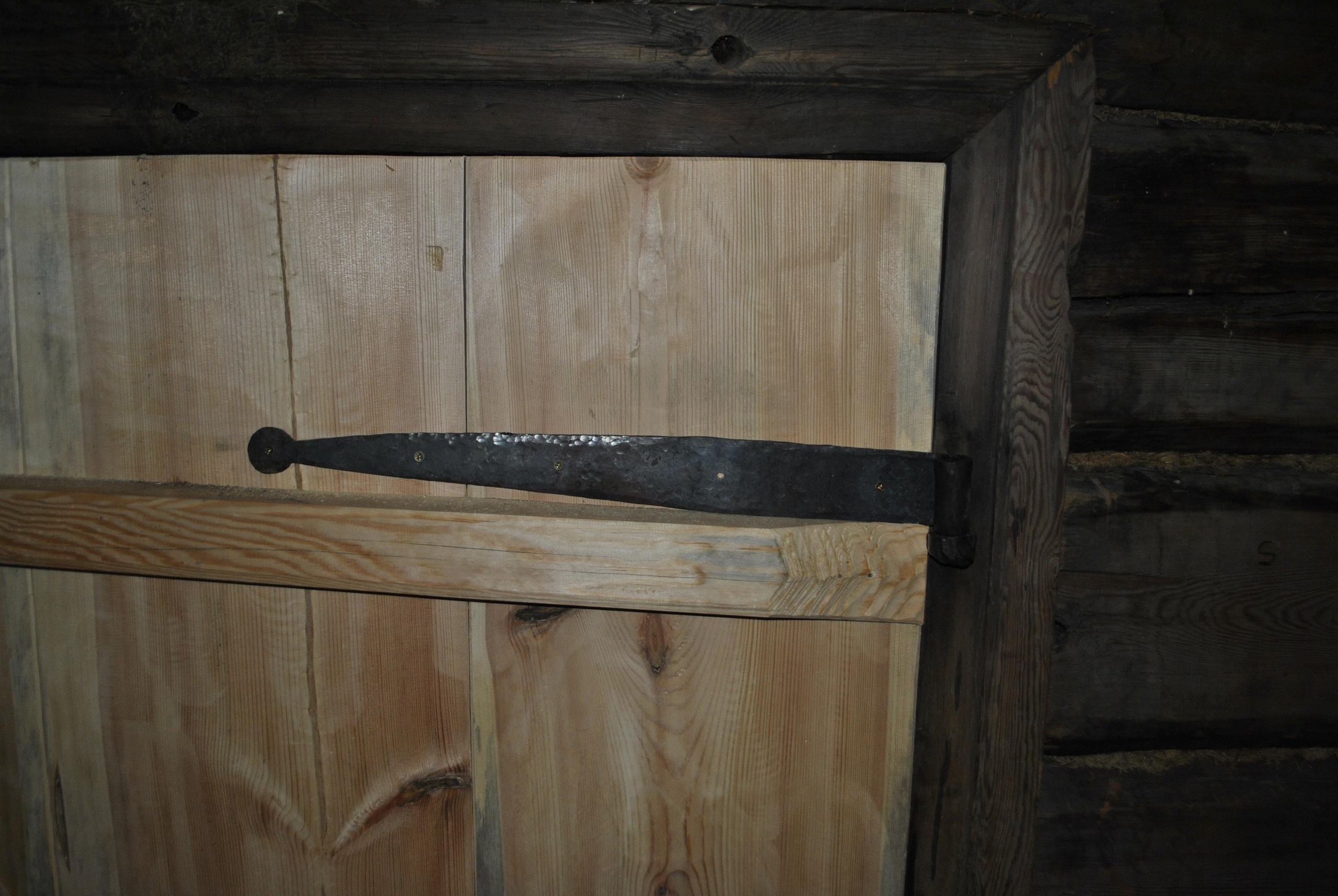 Кованый инструмент и скобянка. Новое Старое — русское деревянное зодчество