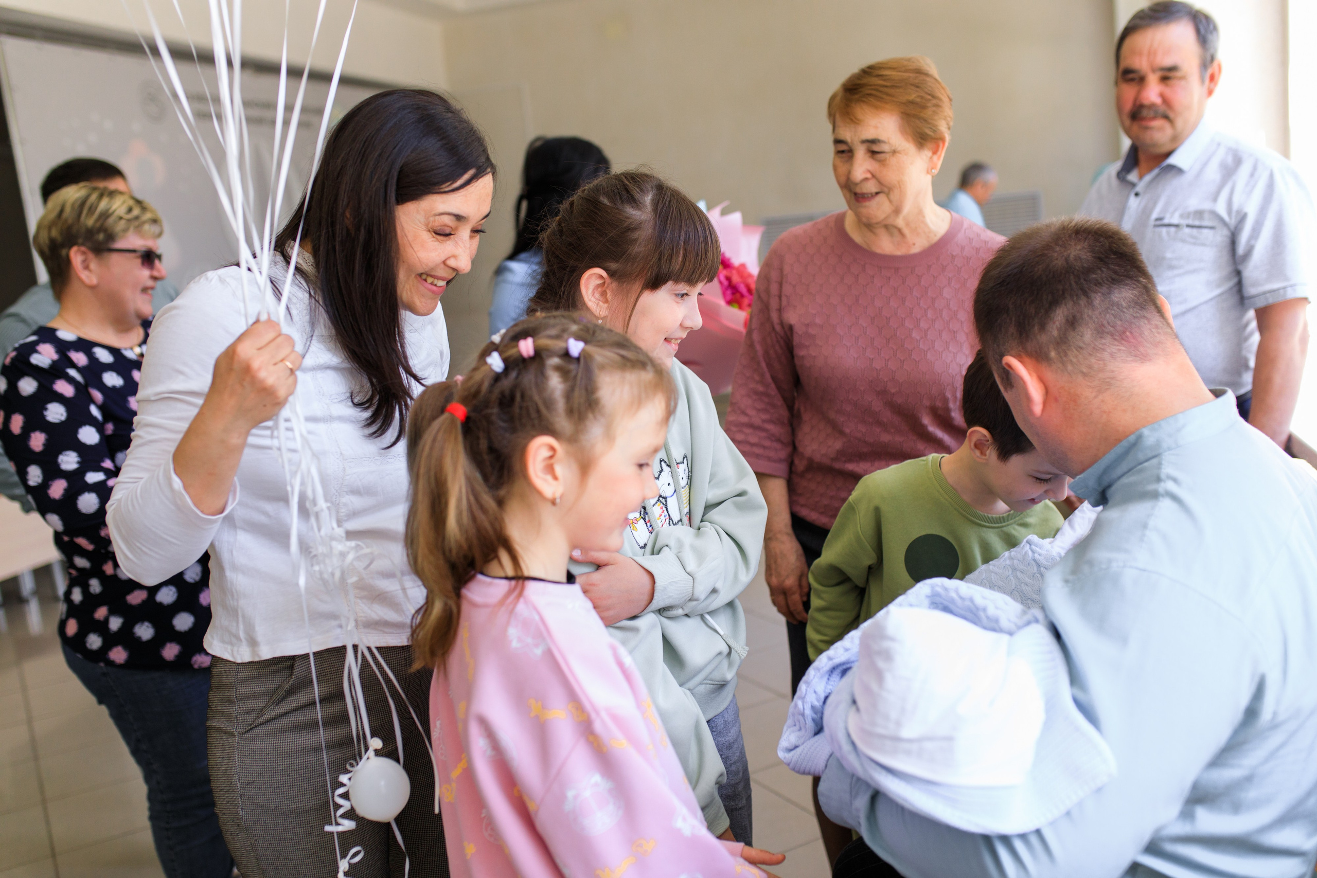Съемка выписки из роддома. Фотограф в Уфе Ирина Идрисова