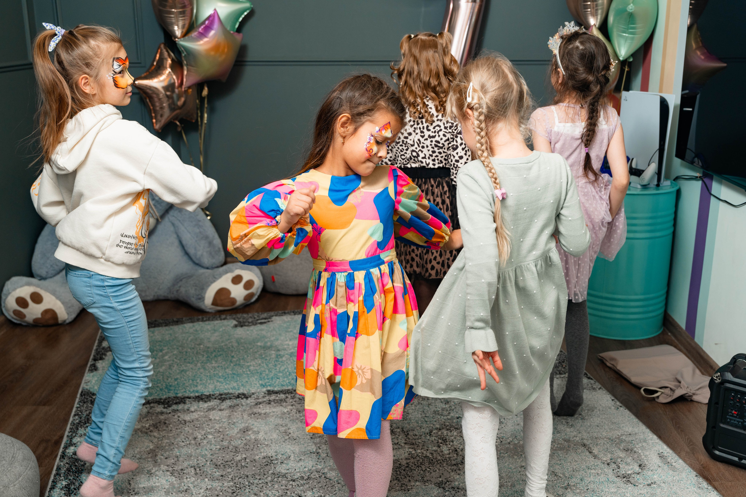 День Рождения Лауры в TiDi-клуб. Фотограф Никита Комаров