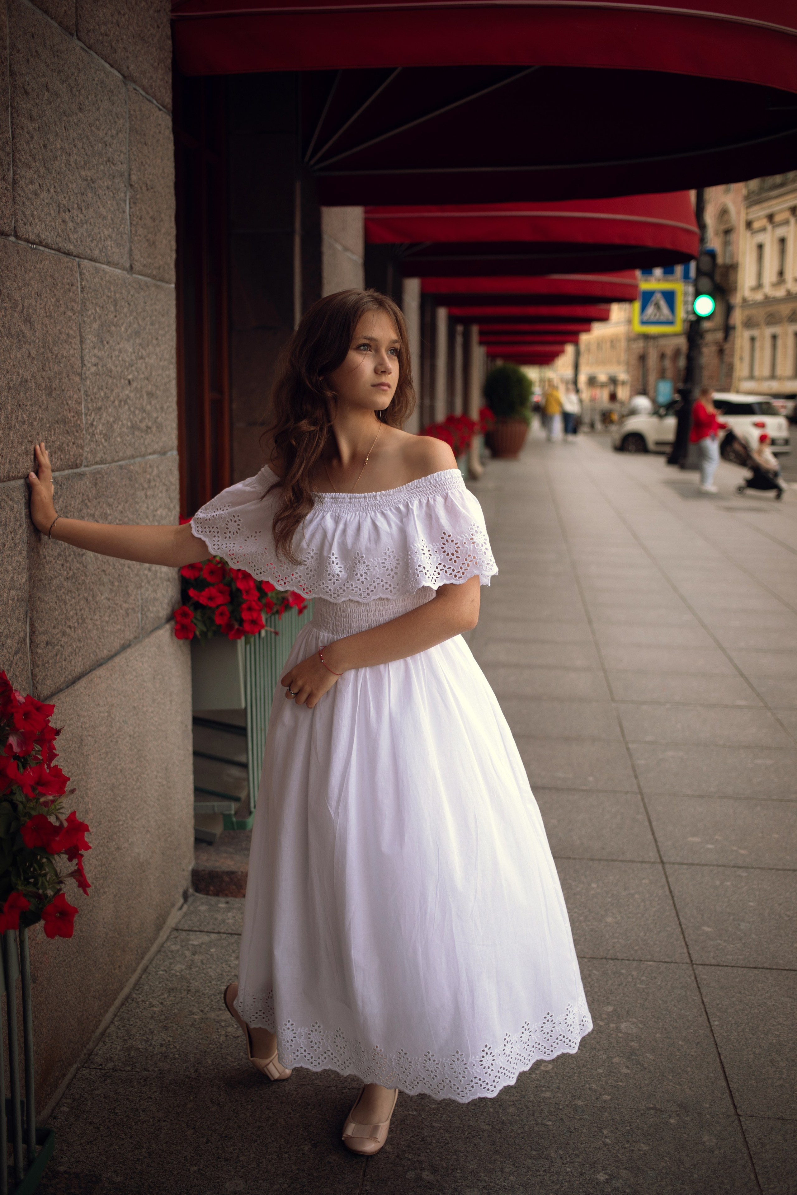 Фотосессия для девушки подростка в центре города. Детский и семейный фотограф Муксимова Ирина