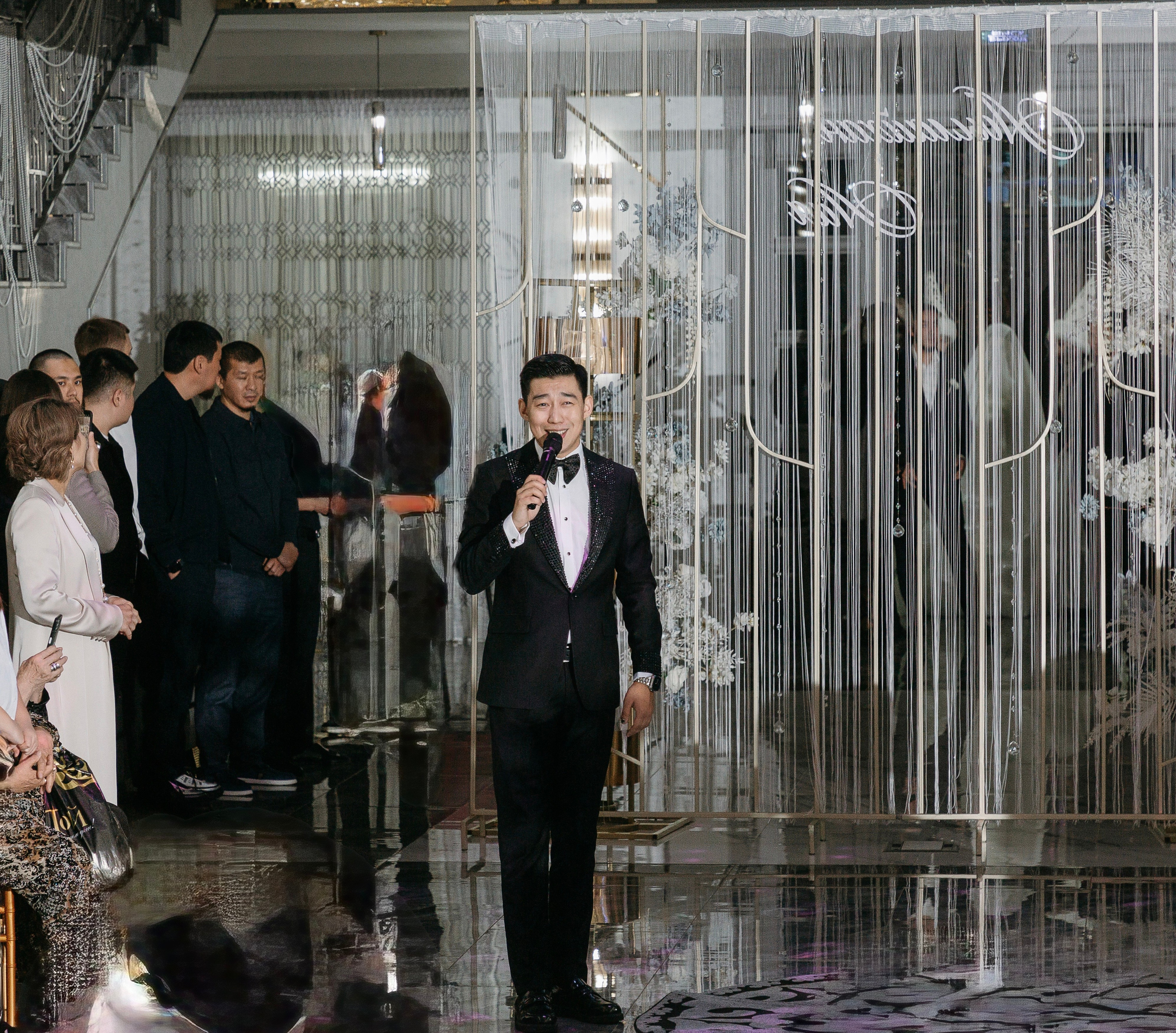 ФОТОГАЛЕРЕЯ. Ведущий Шоумен Алмас Каллемов