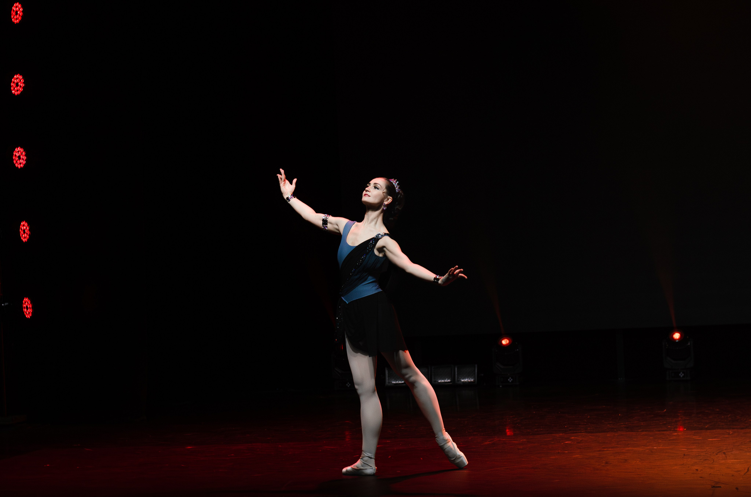 Гала-концерт Всероссийского фестиваля любительского балета Aurora PRIX — 2025. Портретный и репортажный фотограф в Санкт-Петербурге Варвара Жукова