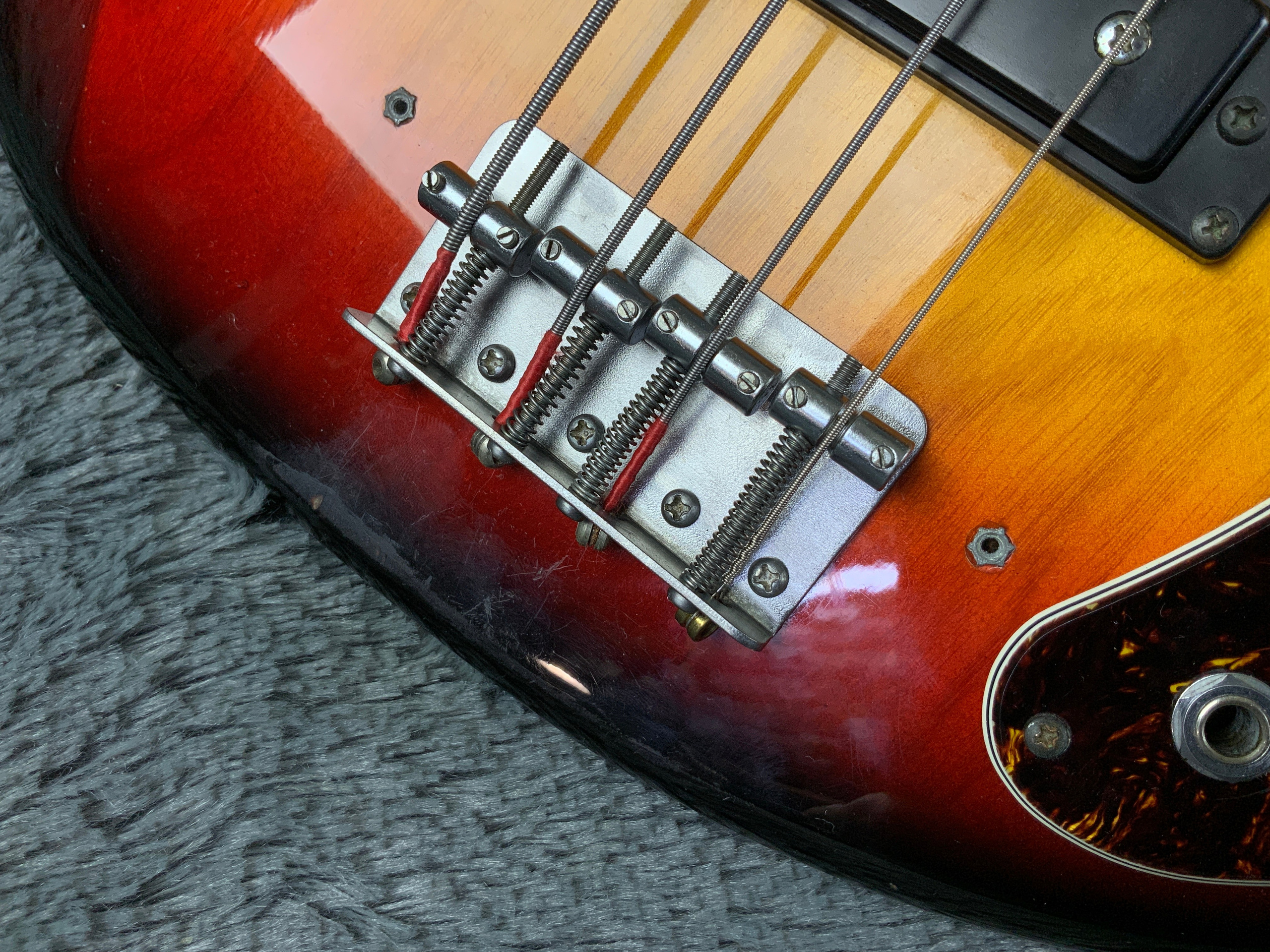 Yamaha SB-55 Super Bass