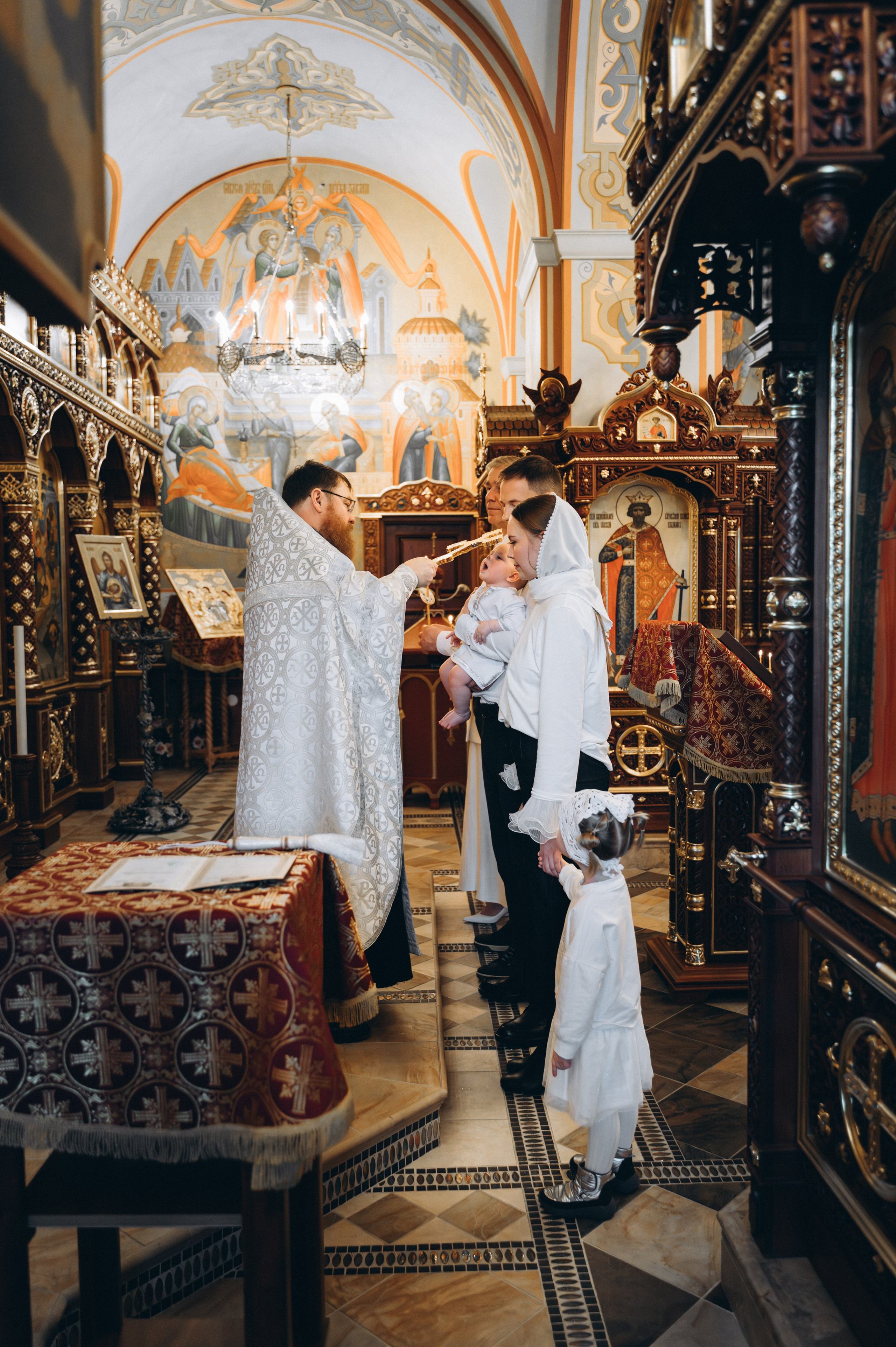 Крещение Фёдора (Храм Всех Святых) криптовый. Семейный фотограф в Минске Дарья Дреко