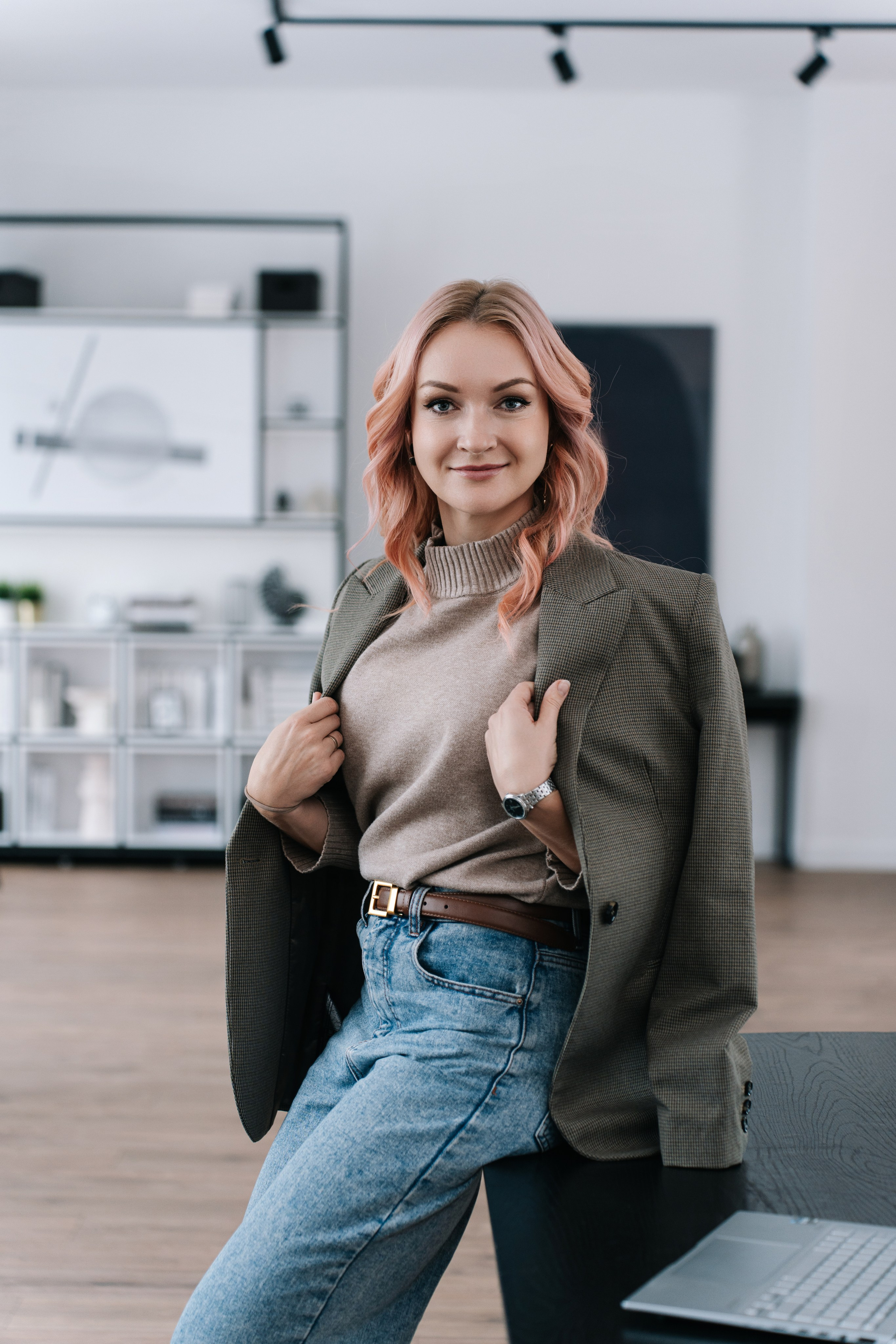 Бизнес фотосессия для сотрудников в фотостудии