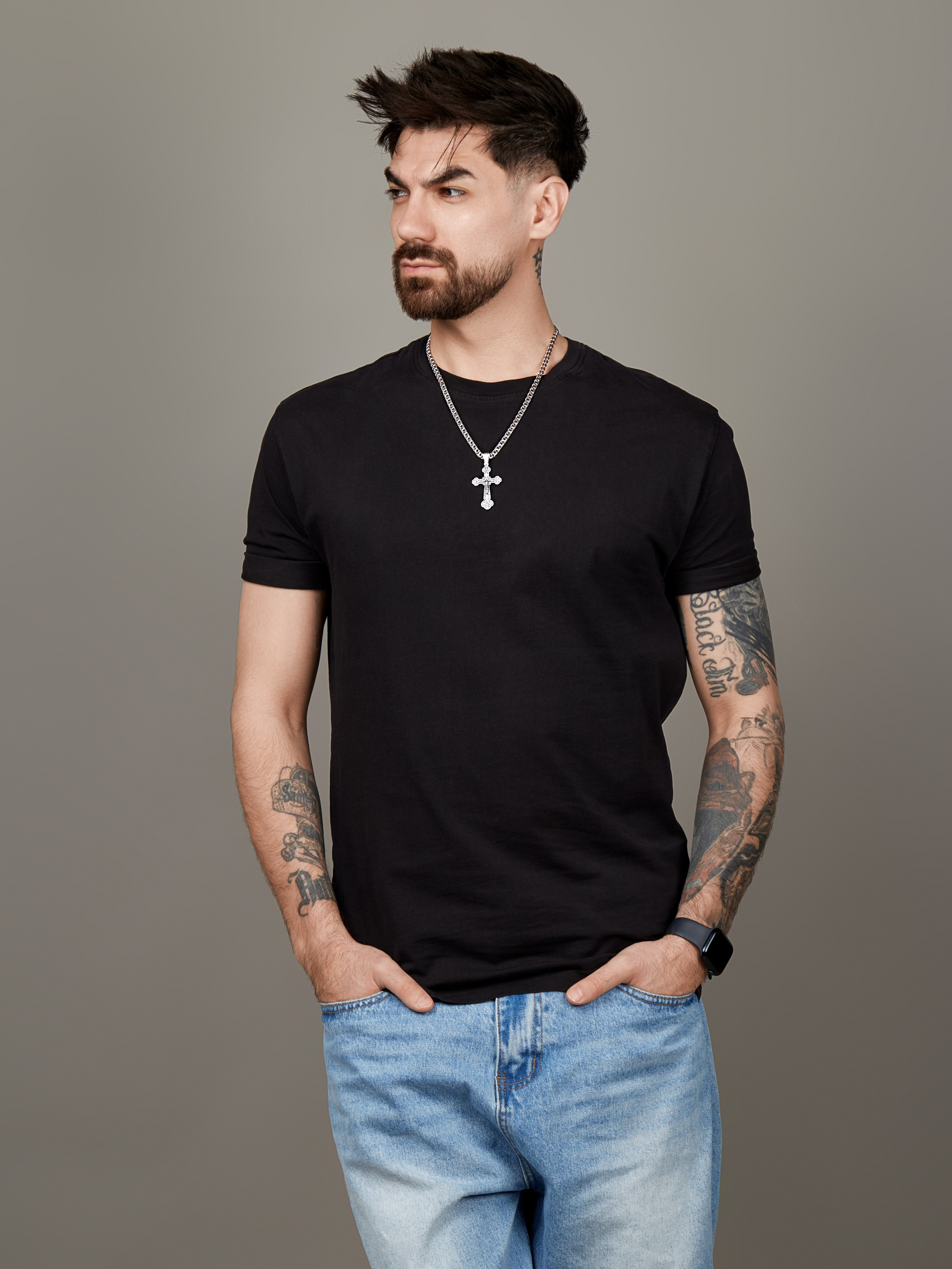 Модельная съемка мужских цепей для брендов в Москве. Фотограф Анна Татаурова | Авторская фотосъемка в Москве