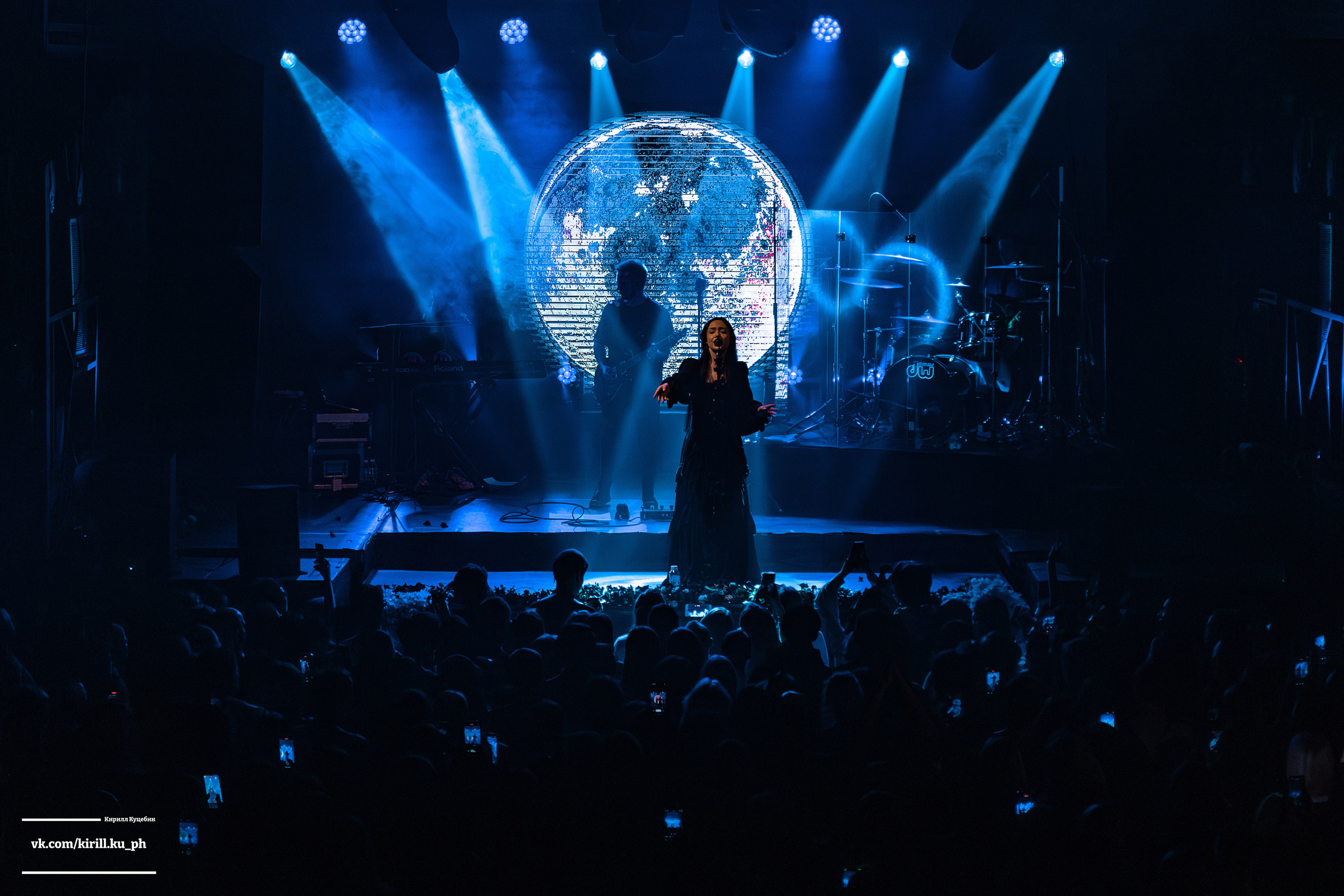 Концерт polnalyubvi в клубе Фабрика, Екатеринбург. Репортажный фотограф Екатеринбург | Яркий, качественный репортаж | Концерты, клубы, репортаж, праздники, корпоративы