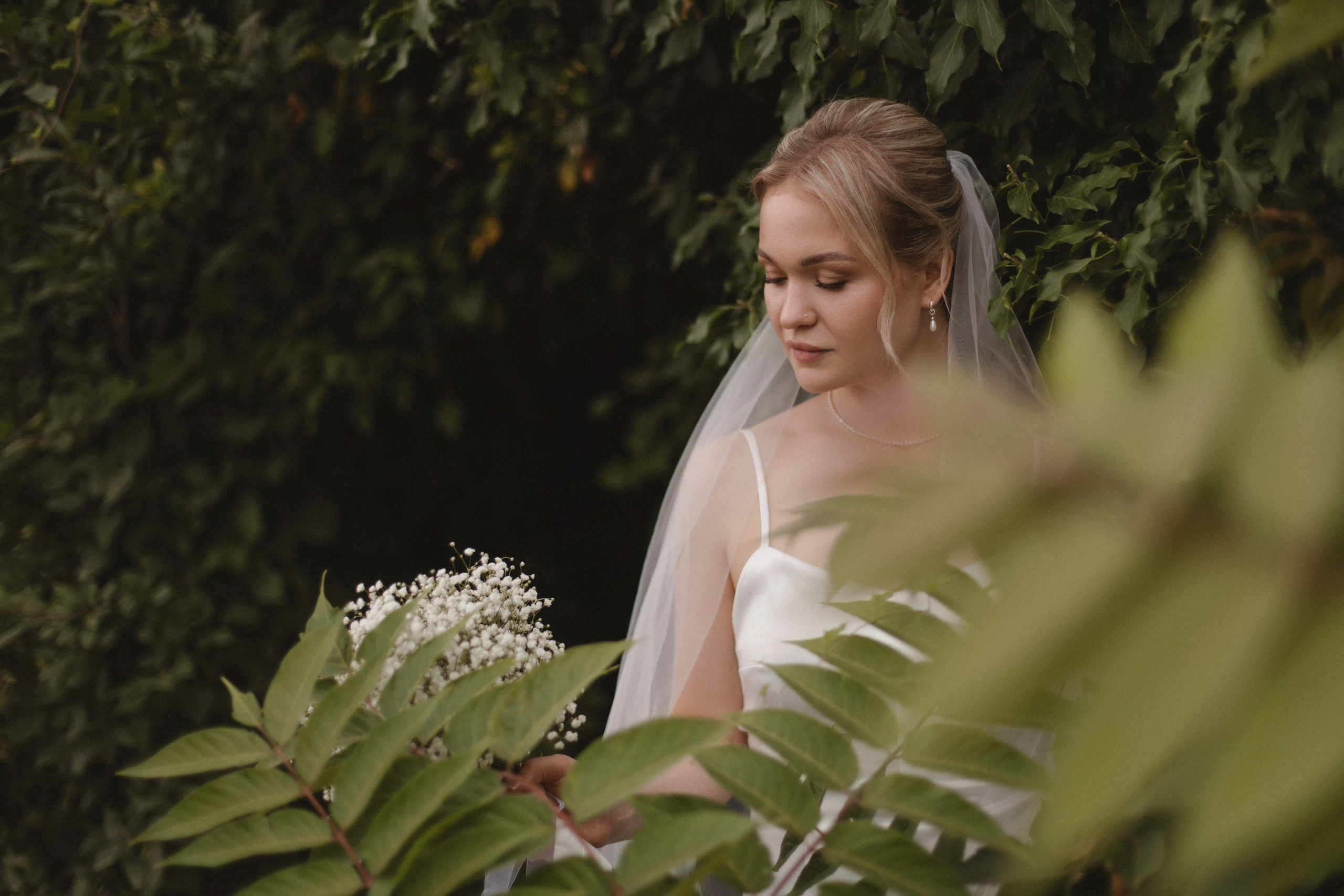 Свадьба в летний день с прогулкой в парке и свадебным ужином в загородной клубе. Свадебный, репортажный и портретный фотограф Сочи, Краснодар. Александра Зайцева