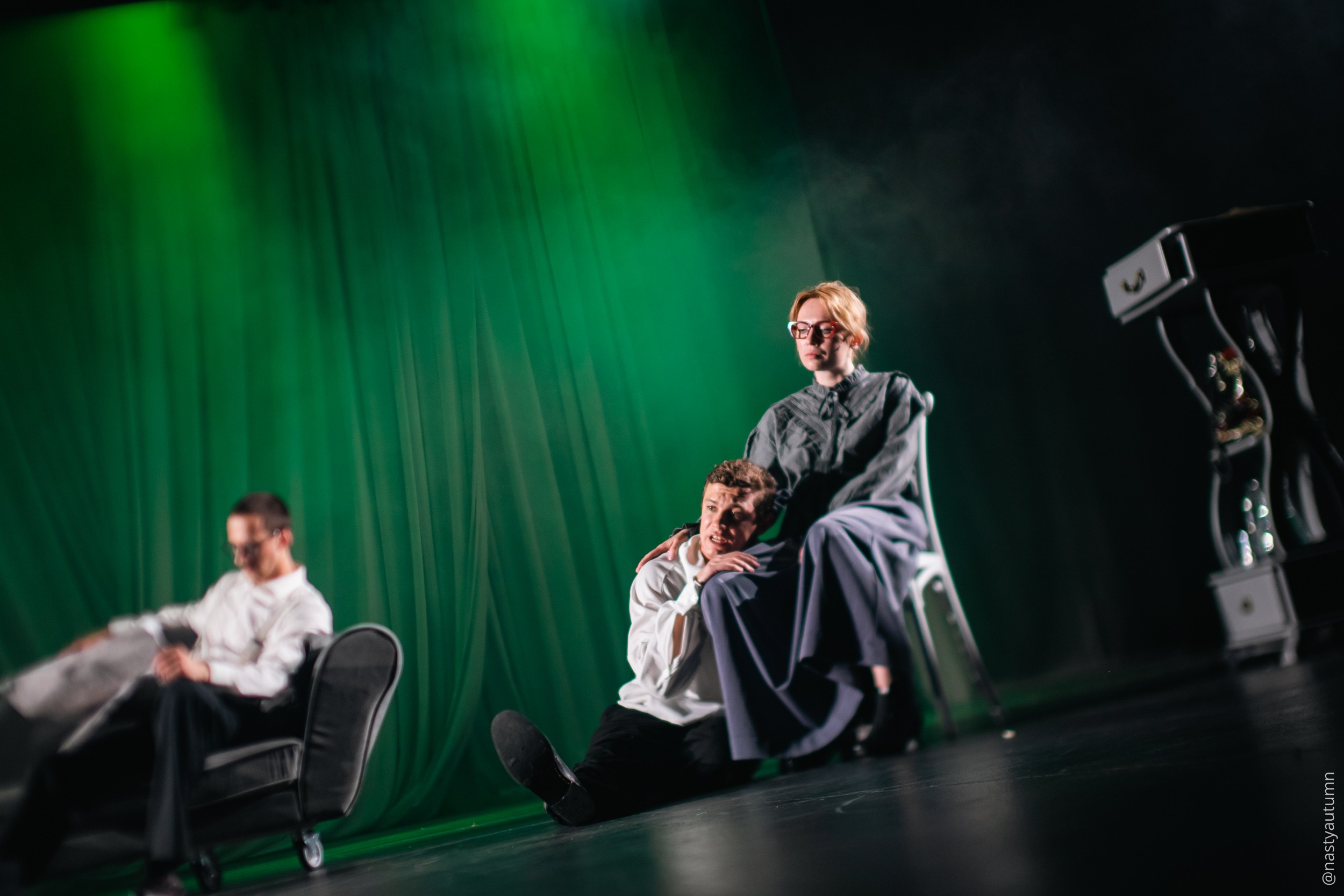 Генеральный прогон «Маяковский. Я сам.». Репортажный и концертный фотограф в Москве Анастасия Осень