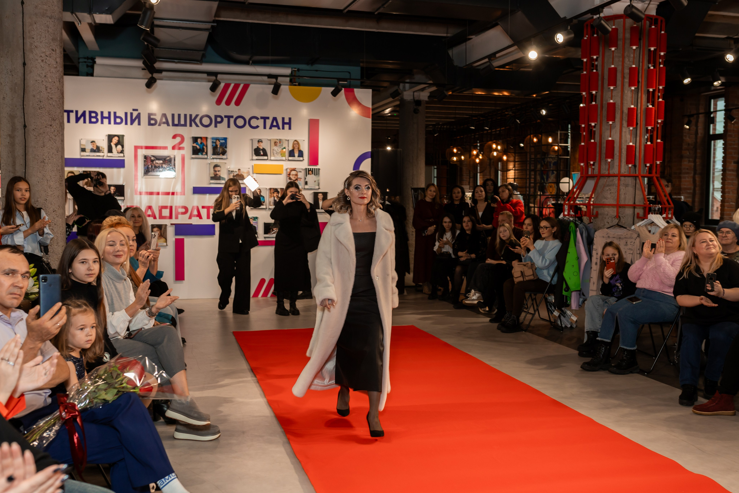 Показ проекта Super woman. Марина Шаймухаметова. Фотограф в Уфе