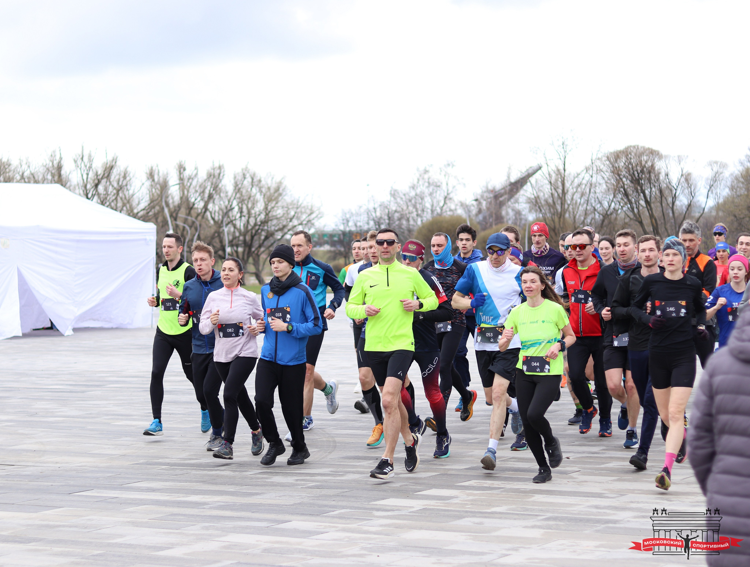 Московский Спортивный «КОСМИЧЕСКИЙ RUNOFF». Ивентный фотограф в Санкт-Петербурге Олег Комков