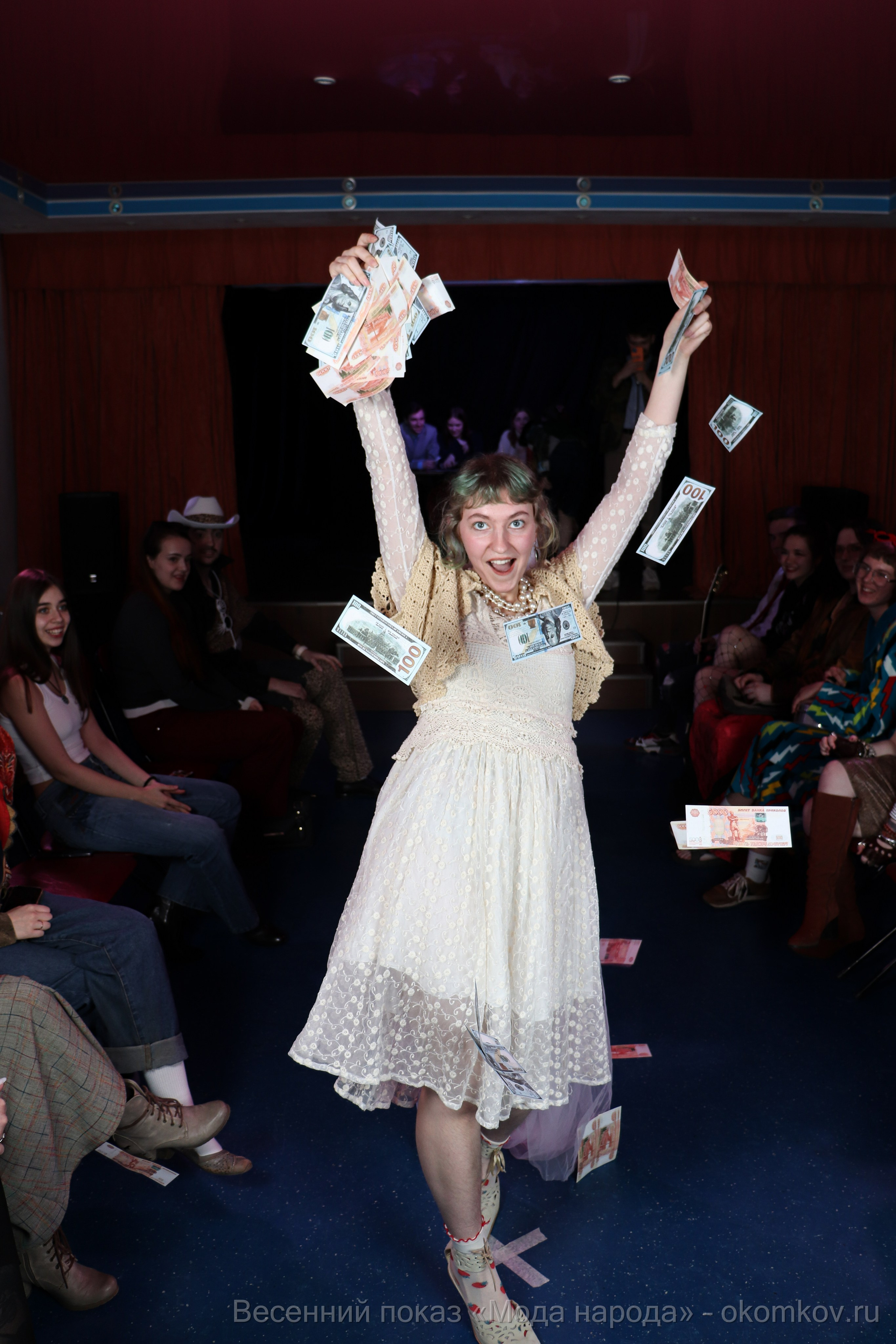 Весенний показ «Мода народа». Ивентный фотограф в Санкт-Петербурге Олег Комков