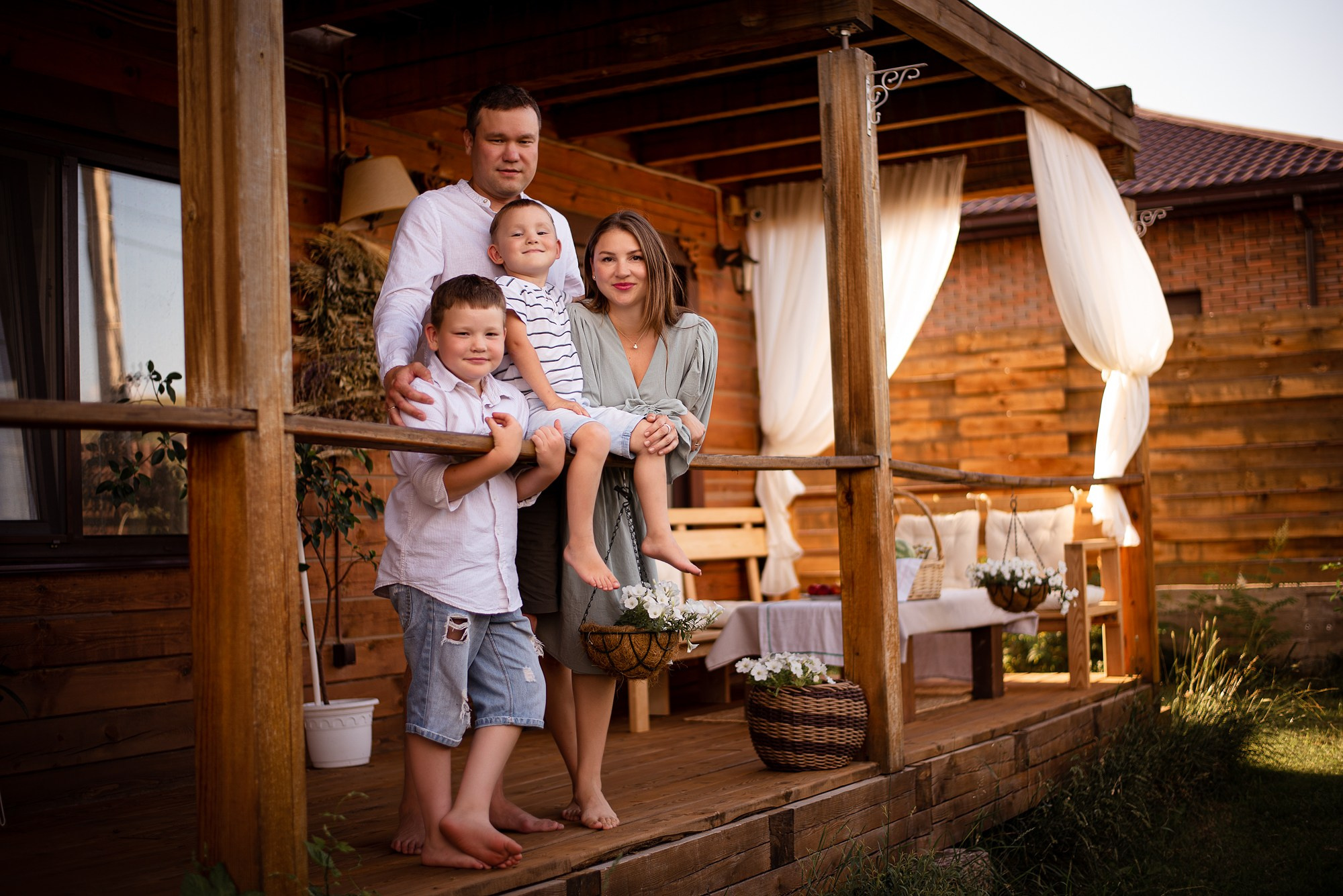 В кругу семьи. Приподаева Алёна семейный и детский фотограф в Красноярске