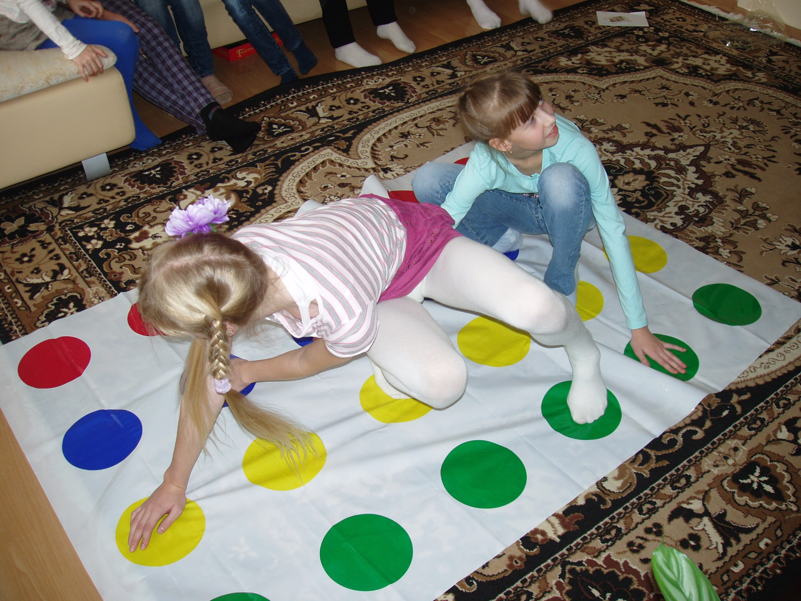 Катя ДР 12 лет Дома + Спортекс 04.12.2011. Семейный, Свадебный фотограф СПБ Питер— Романова Екатерина