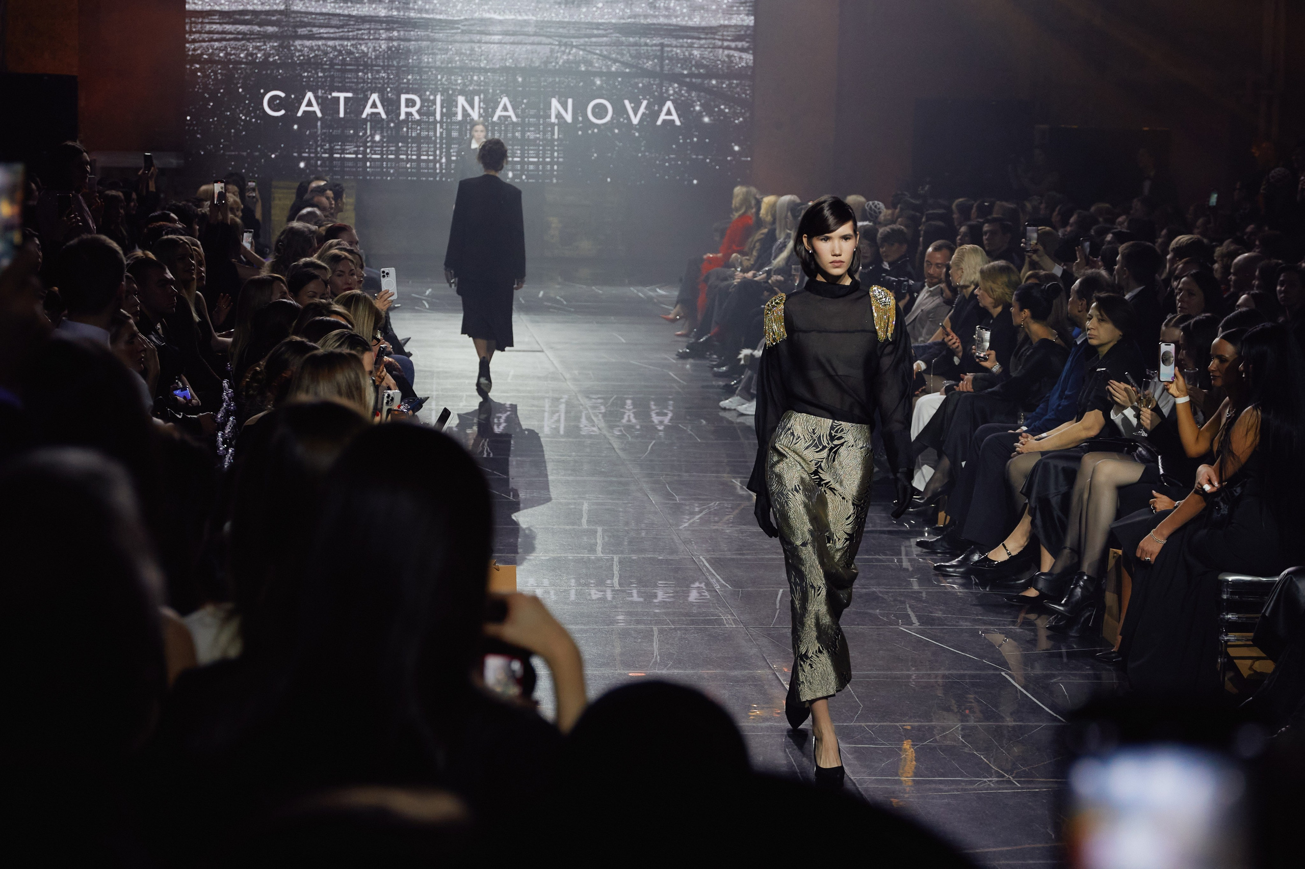 Показ KAMERGER | ODETTA. Свадебный фотограф и видеограф из Санкт-Петербурга Агарков Никита