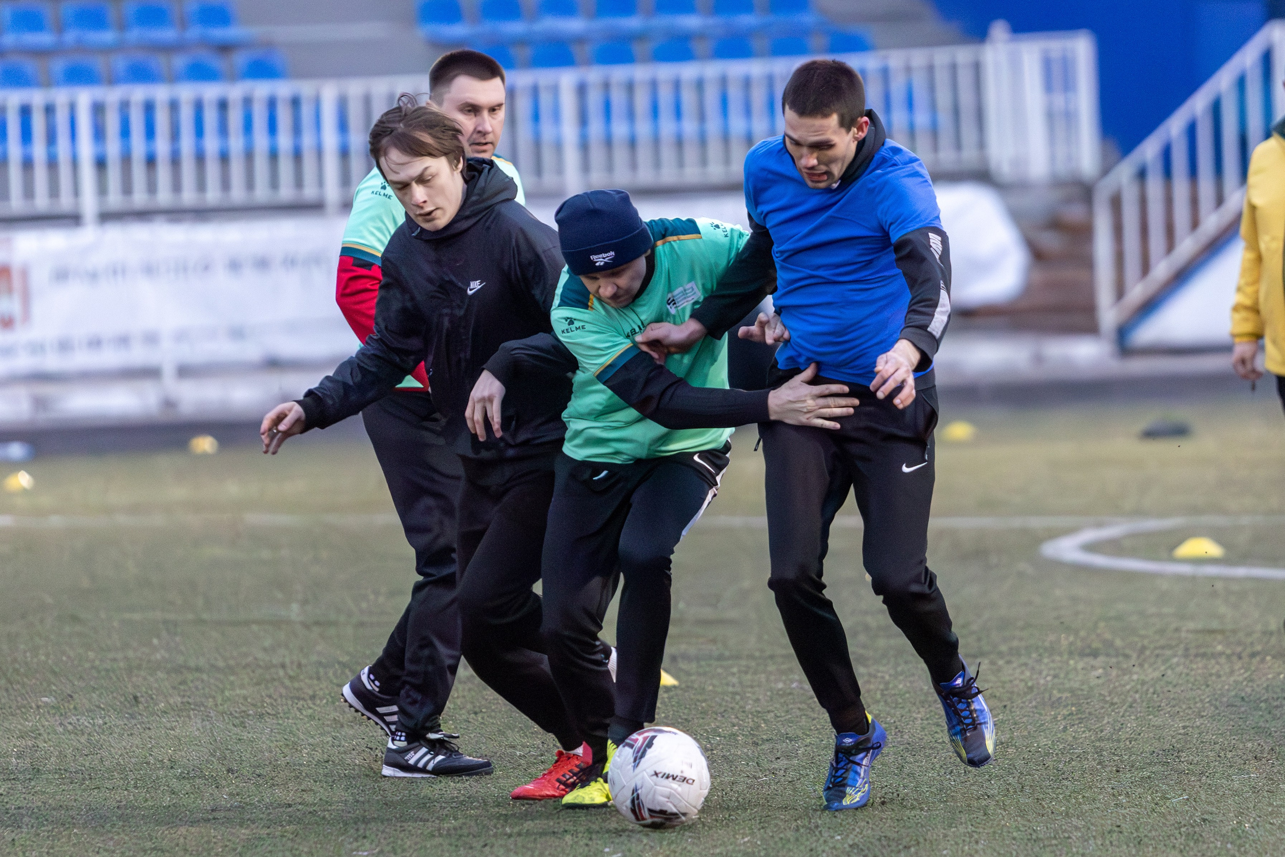 Ночная Футбольная Лига. ПЗСП — S22. 23.04.2026. Репортажный и спортивный фотограф в г. Пермь Зильберг Павел