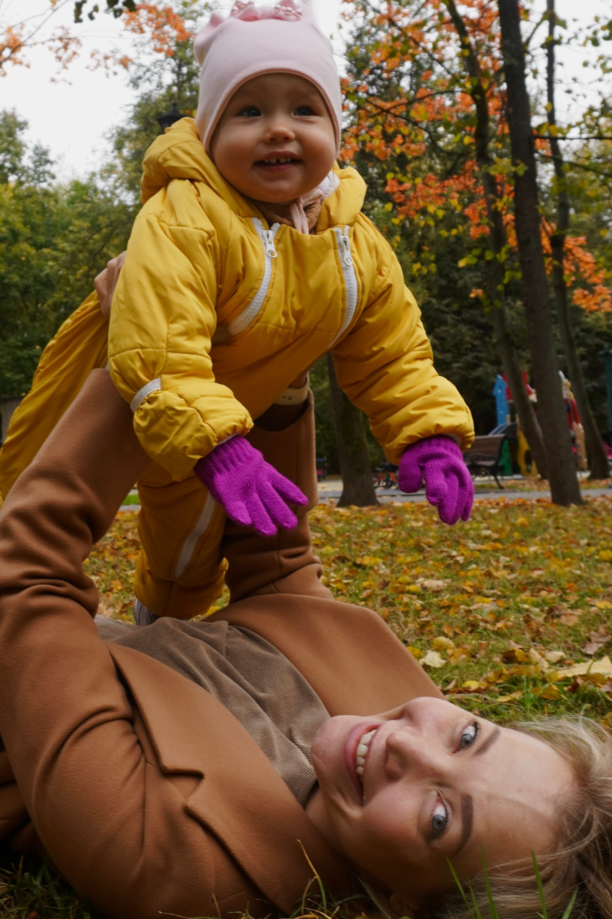 Осень в Останкино c Роксаной, Соней и Григорием. Репортажный и портретный фотограф Татьяна Одинцова
