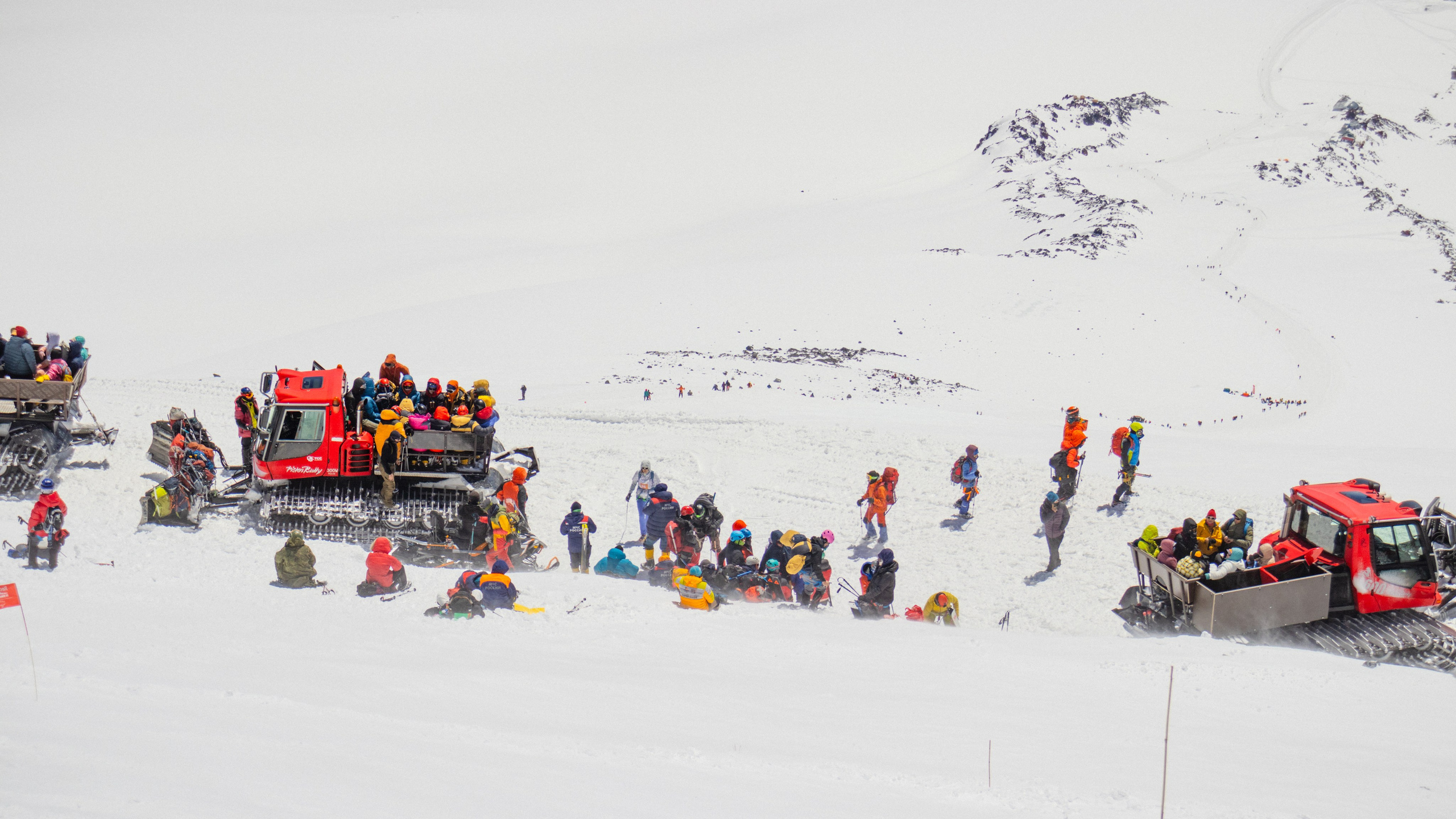 Скайранинг. Фотограф на трекинг и восхождение Эльбрус, Приэльбрусье. Елизавета Бобок